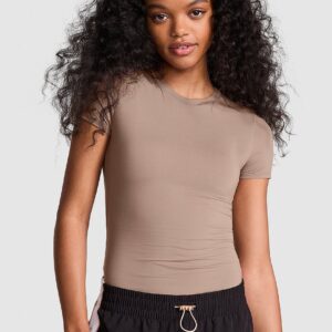Home pink base stretch™ short sleeve tee