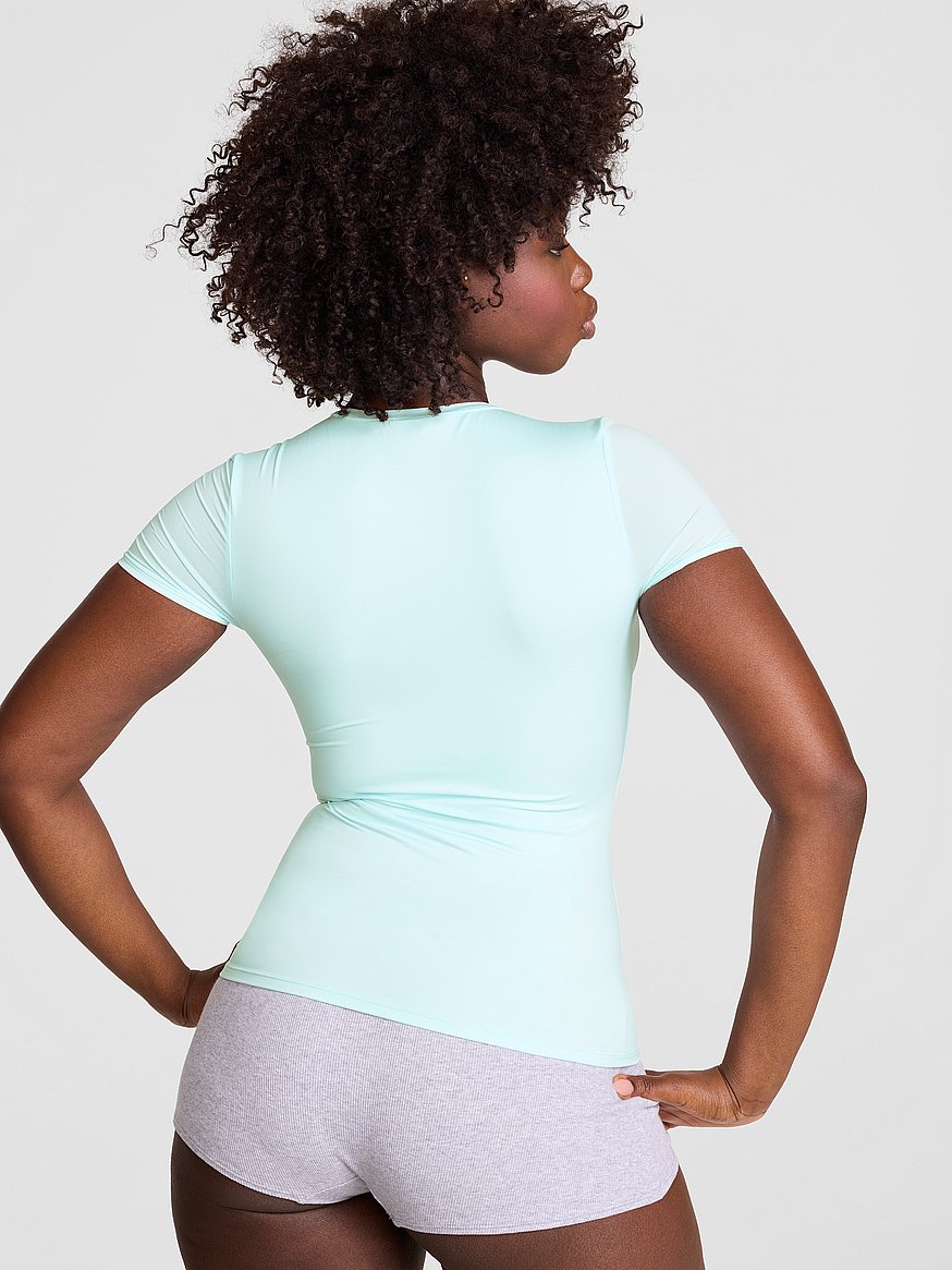 pink base stretch™ short sleeve tee pink base stretch™ short sleeve tee