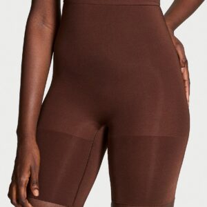 Витрина shapewear by victoria seamlessshaping™ mid thigh shorts