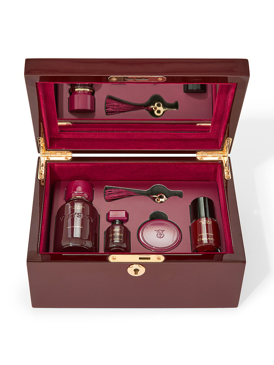 4 piece very sexy gift set ft. full sized eau de parfum with reusable jewelry box 4 piece very sexy gift set ft. full sized eau de parfum with reusable jewelry box
