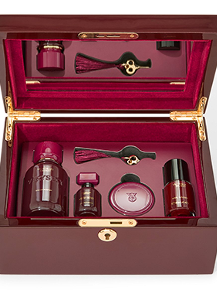 4 piece very sexy gift set ft. full sized eau de parfum with reusable jewelry box 4 piece very sexy gift set ft. full sized eau de parfum with reusable jewelry box