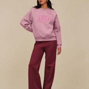 Витрина ugg logo crewneck