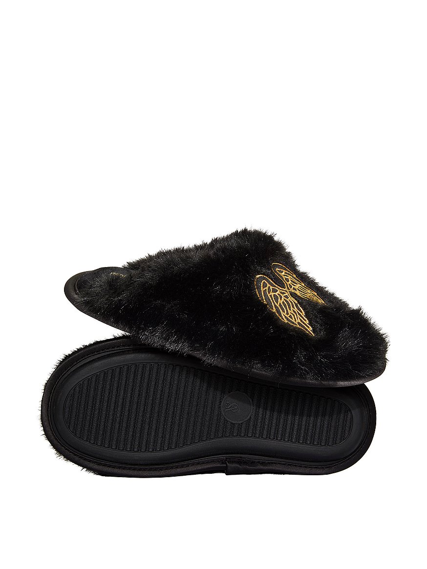 luxe plush closed toe slippers luxe plush closed toe slippers