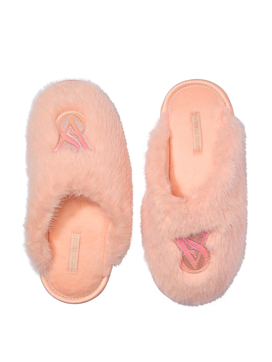 luxe plush closed toe slippers luxe plush closed toe slippers