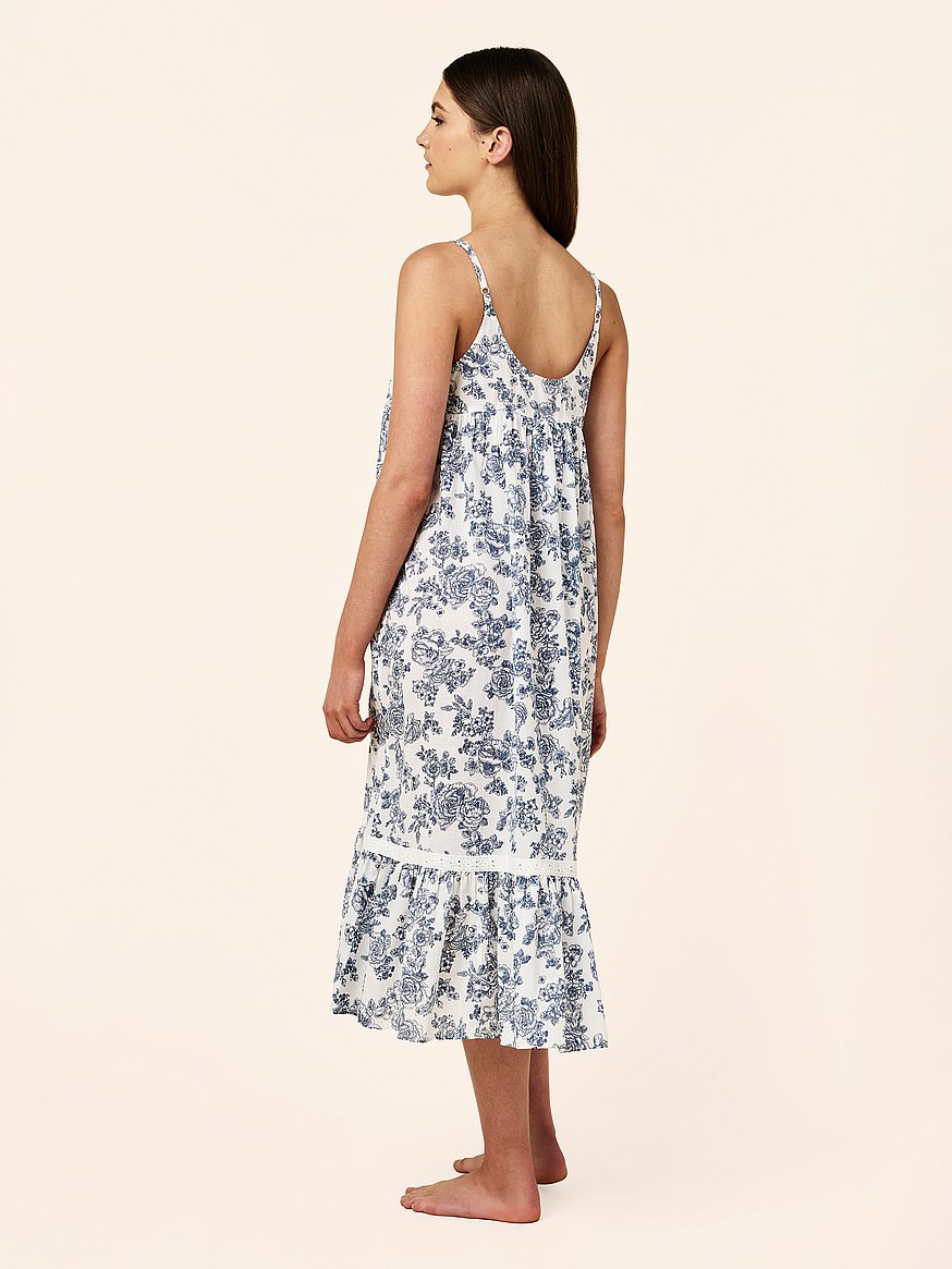 nostalgia strappy lace trim nightie nostalgia strappy lace trim nightie