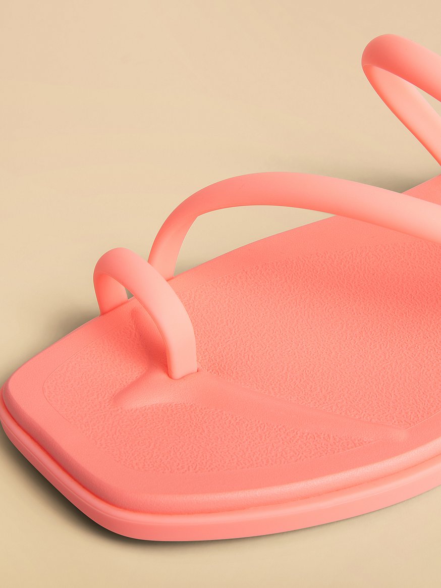 miami toe loop sandal miami toe loop sandal