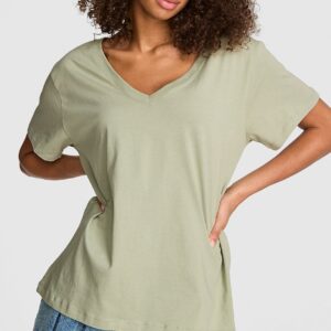 campus cotton™ v neck tee
