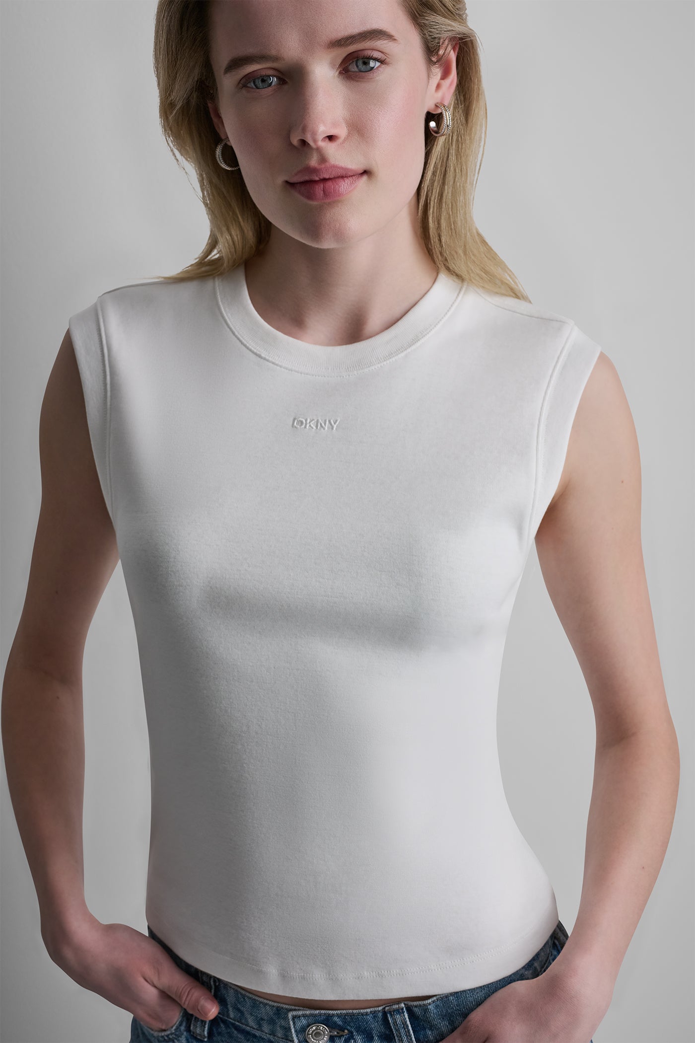 dknydj06026 24 dj6t1788 wht alt2 dknydj06026 24 dj6t1788 wht alt2