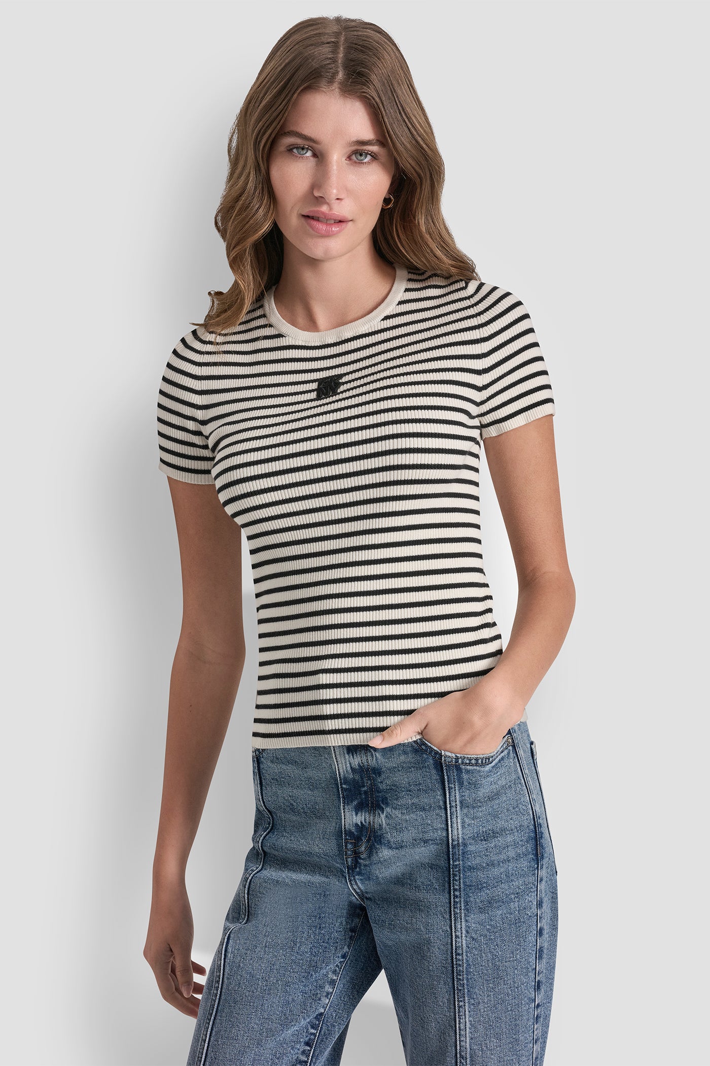 dknydj22025 60 dj6r0150 a9z f 1 dknydj22025 60 dj6r0150 a9z f 1