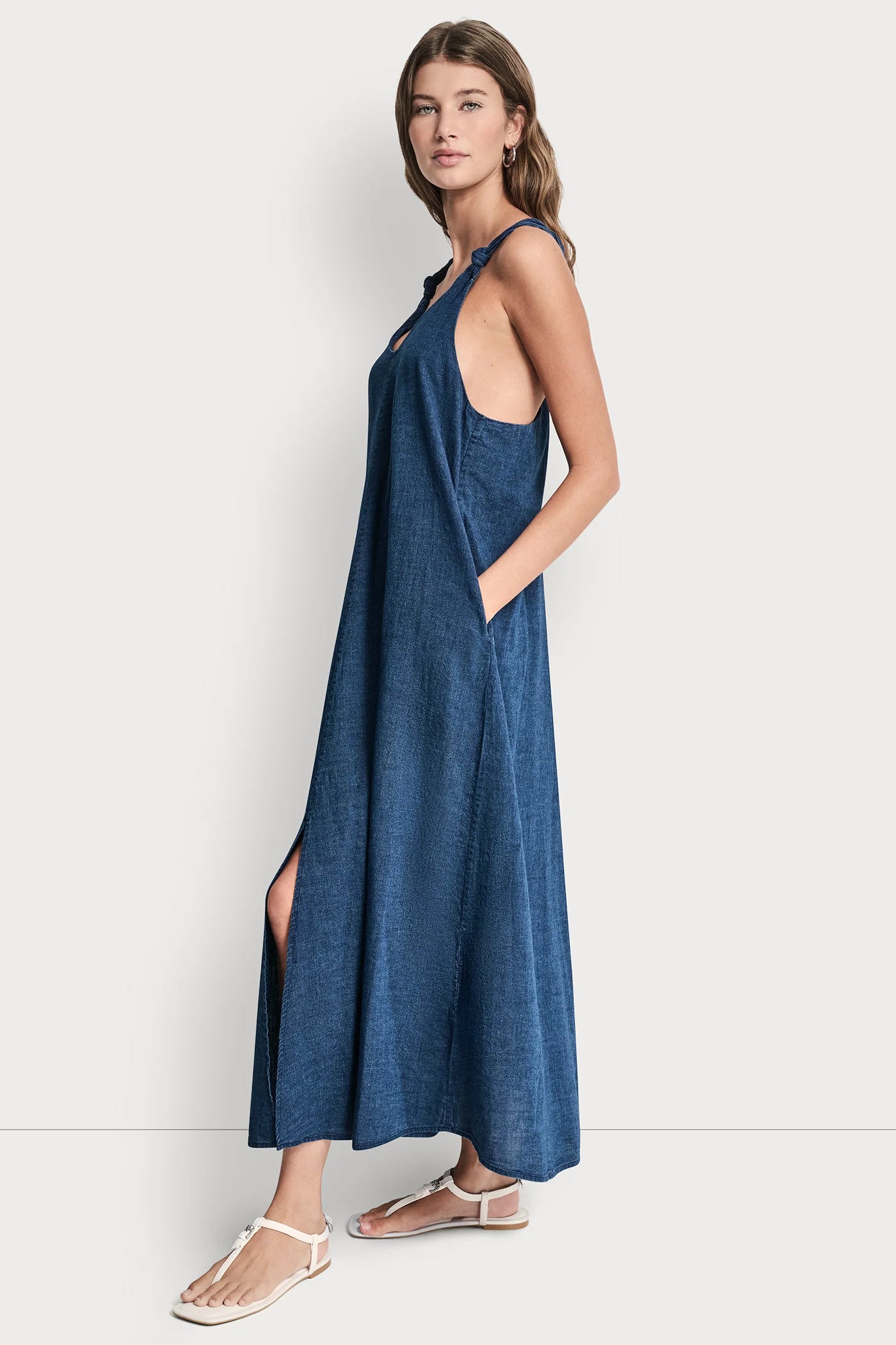dknydj24825 70 dj6d9188 ind s 85ed8679 3e84 44c8 a3f4 c49b83932b20 dknydj24825 70 dj6d9188 ind s 85ed8679 3e84 44c8 a3f4 c49b83932b20
