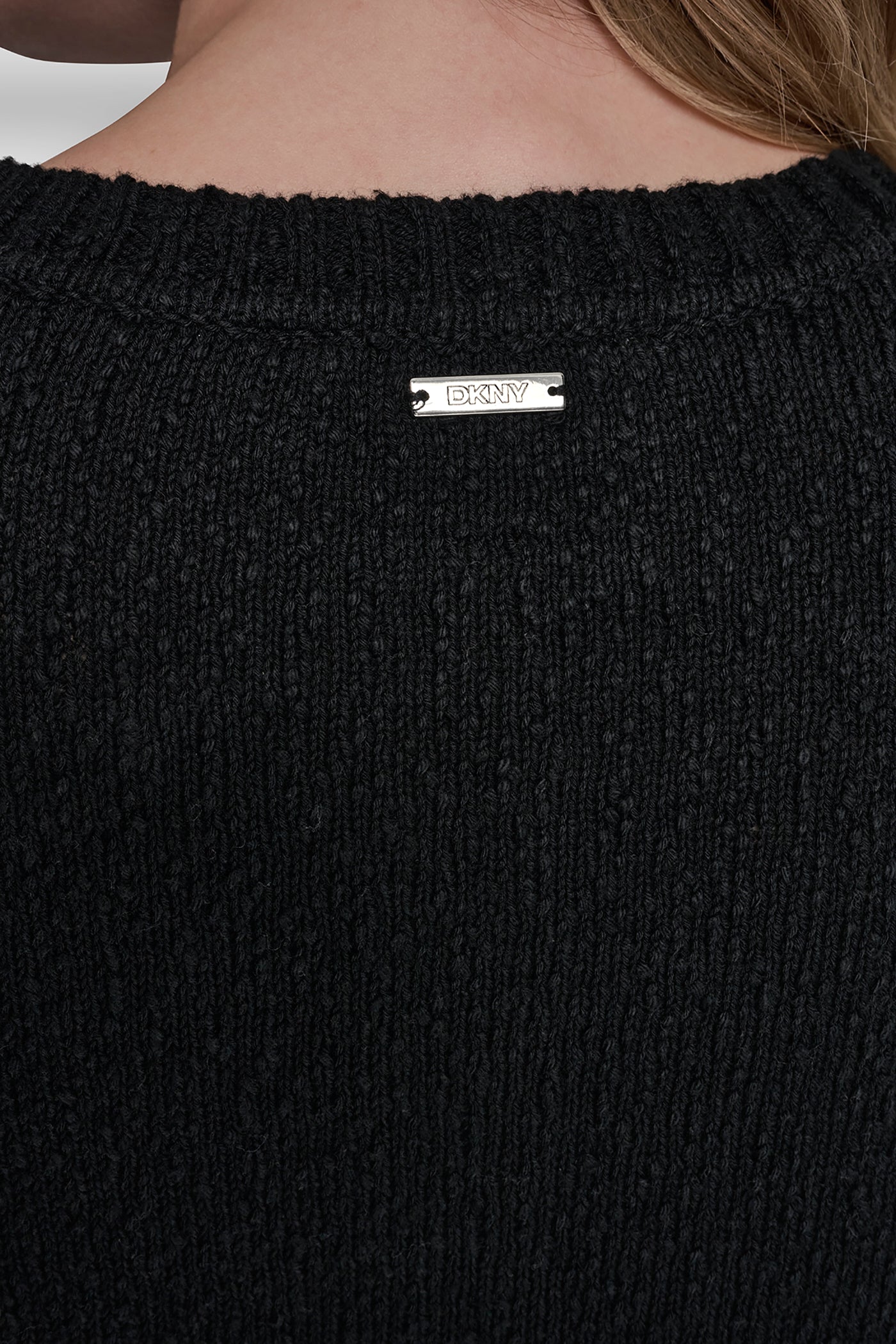 dknydj26625 19 dj6r0198 blk alt4 dknydj26625 19 dj6r0198 blk alt4