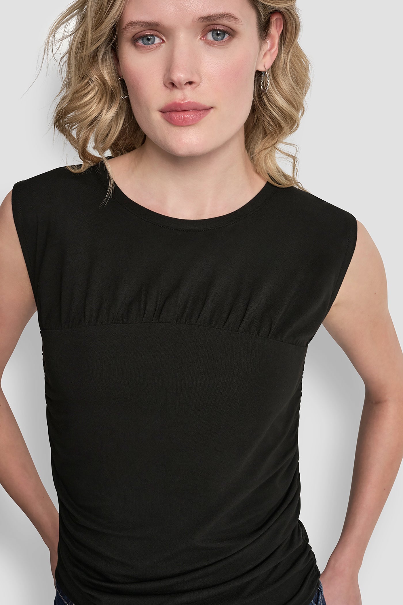 dknydj26625 32 dj6t1732 blk alt2 dknydj26625 32 dj6t1732 blk alt2