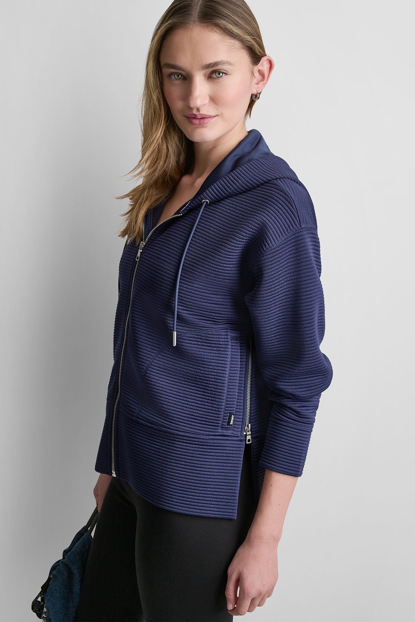 dknydp04926 14r dp4j9312 pct retailg dknydp04926 14r dp4j9312 pct retailg