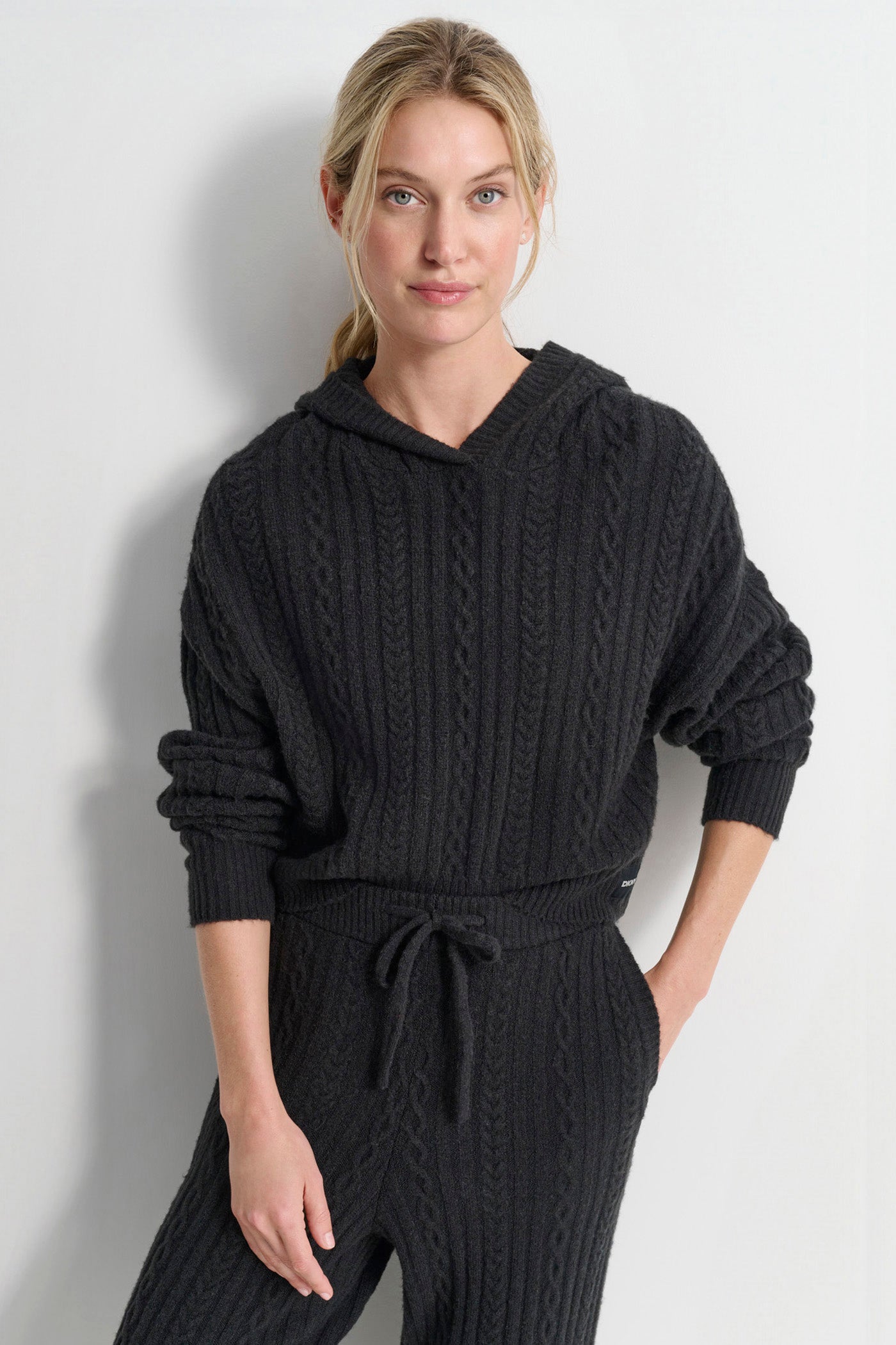 dknydp14924 159 dp4r6008 blk fb 2 dknydp14924 159 dp4r6008 blk fb 2