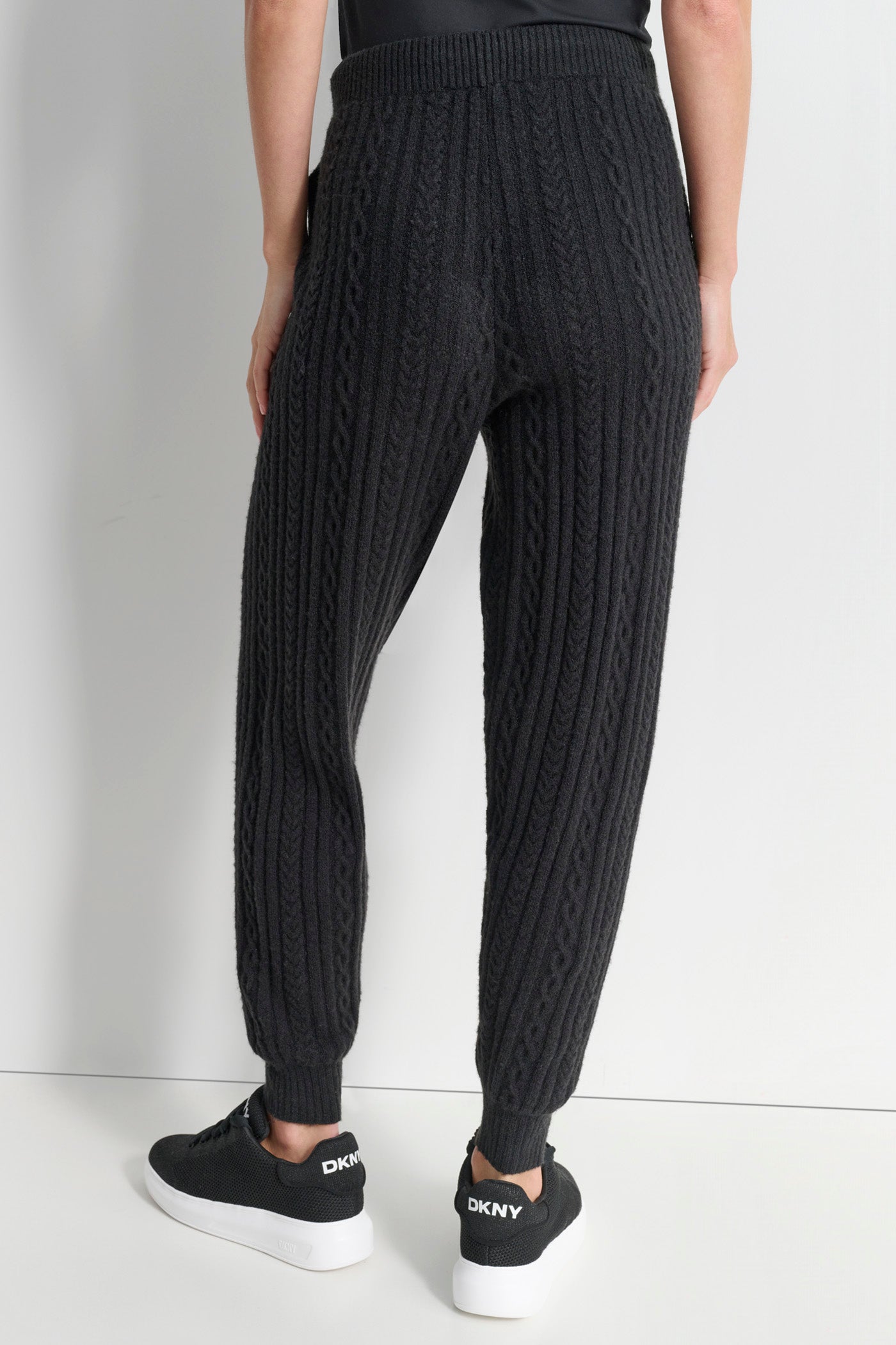 dknydp14924 160 dp4r6009 blk b 1 dknydp14924 160 dp4r6009 blk b 1