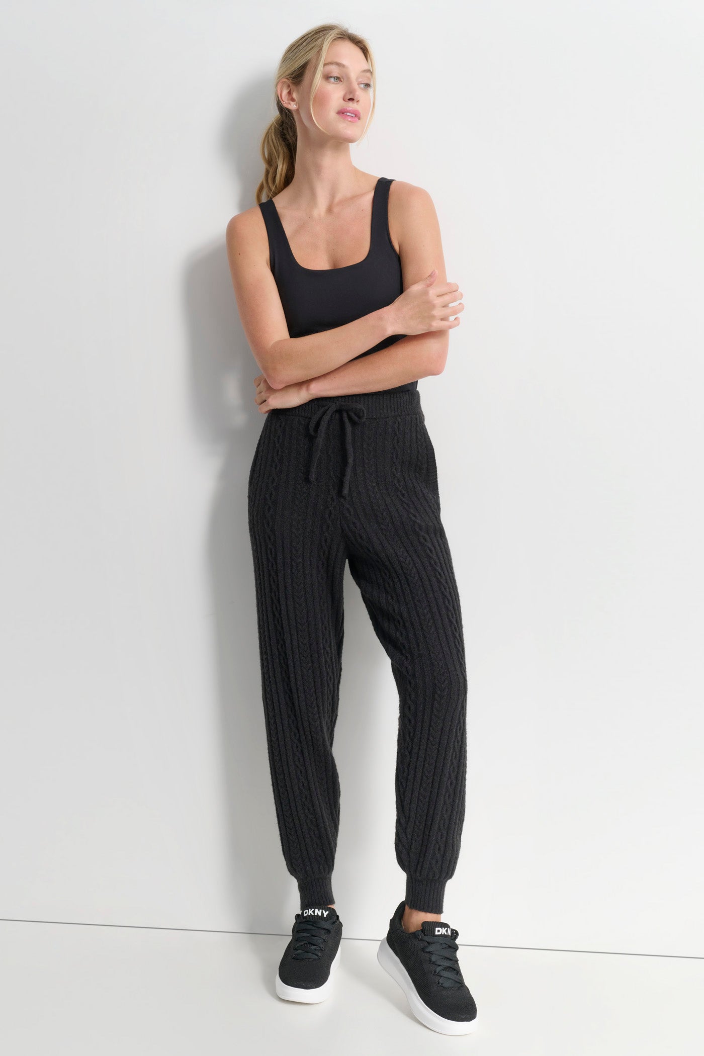 dknydp14924 160 dp4r6009 blk fa 1 dknydp14924 160 dp4r6009 blk fa 1
