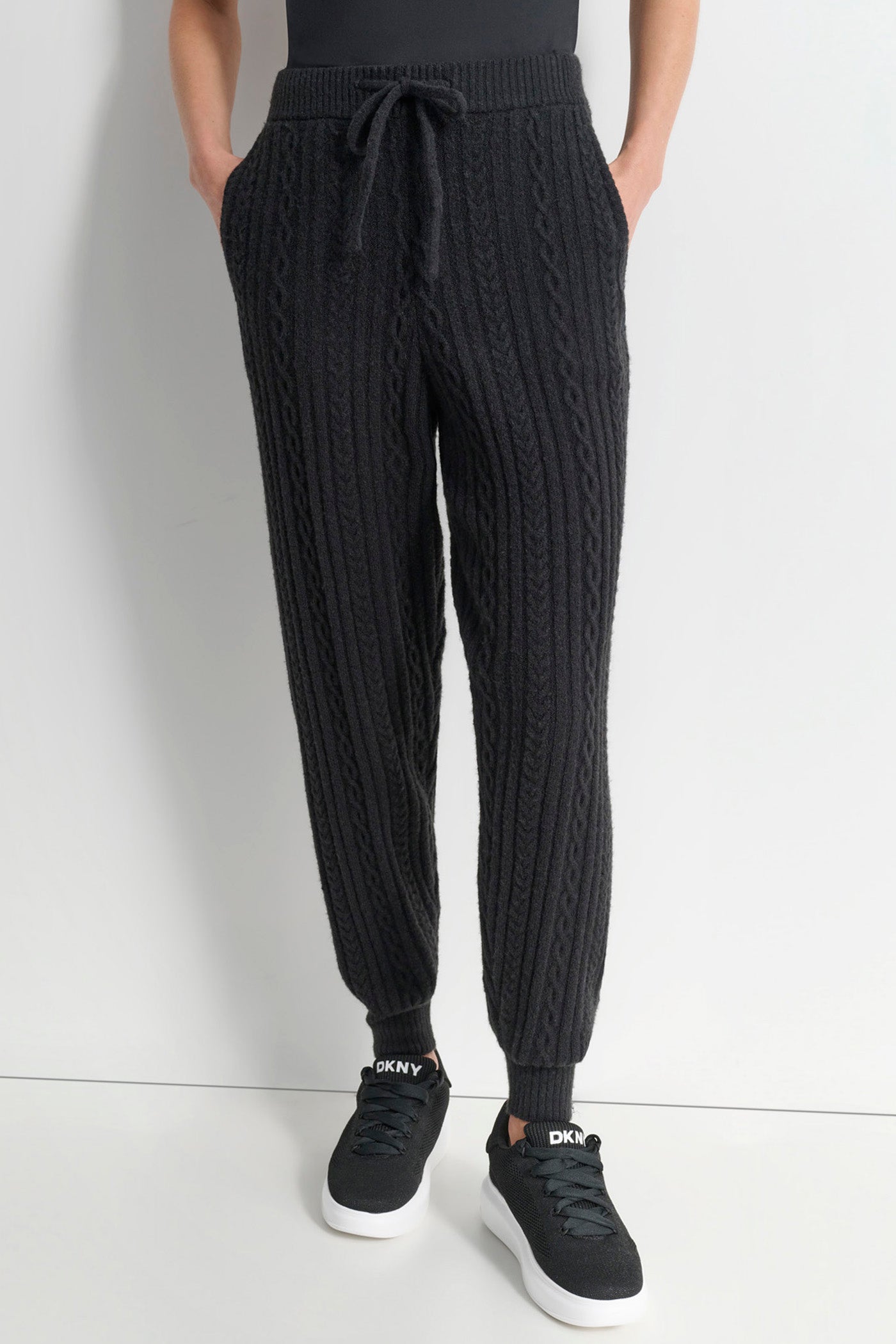 dknydp14924 160 dp4r6009 blk fb dknydp14924 160 dp4r6009 blk fb
