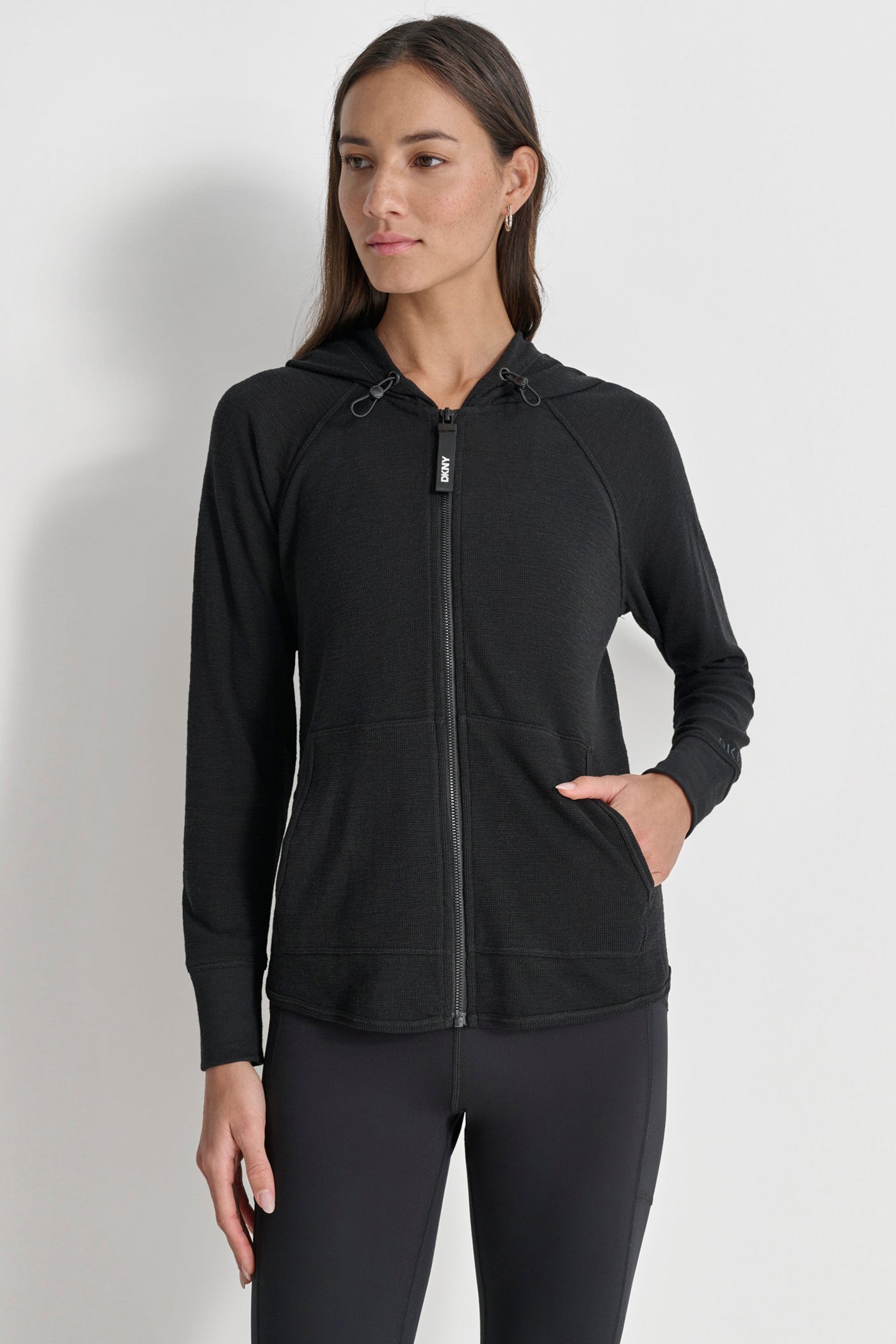 dknydp14924 7 dp4j9404 blk fc 1 dknydp14924 7 dp4j9404 blk fc 1