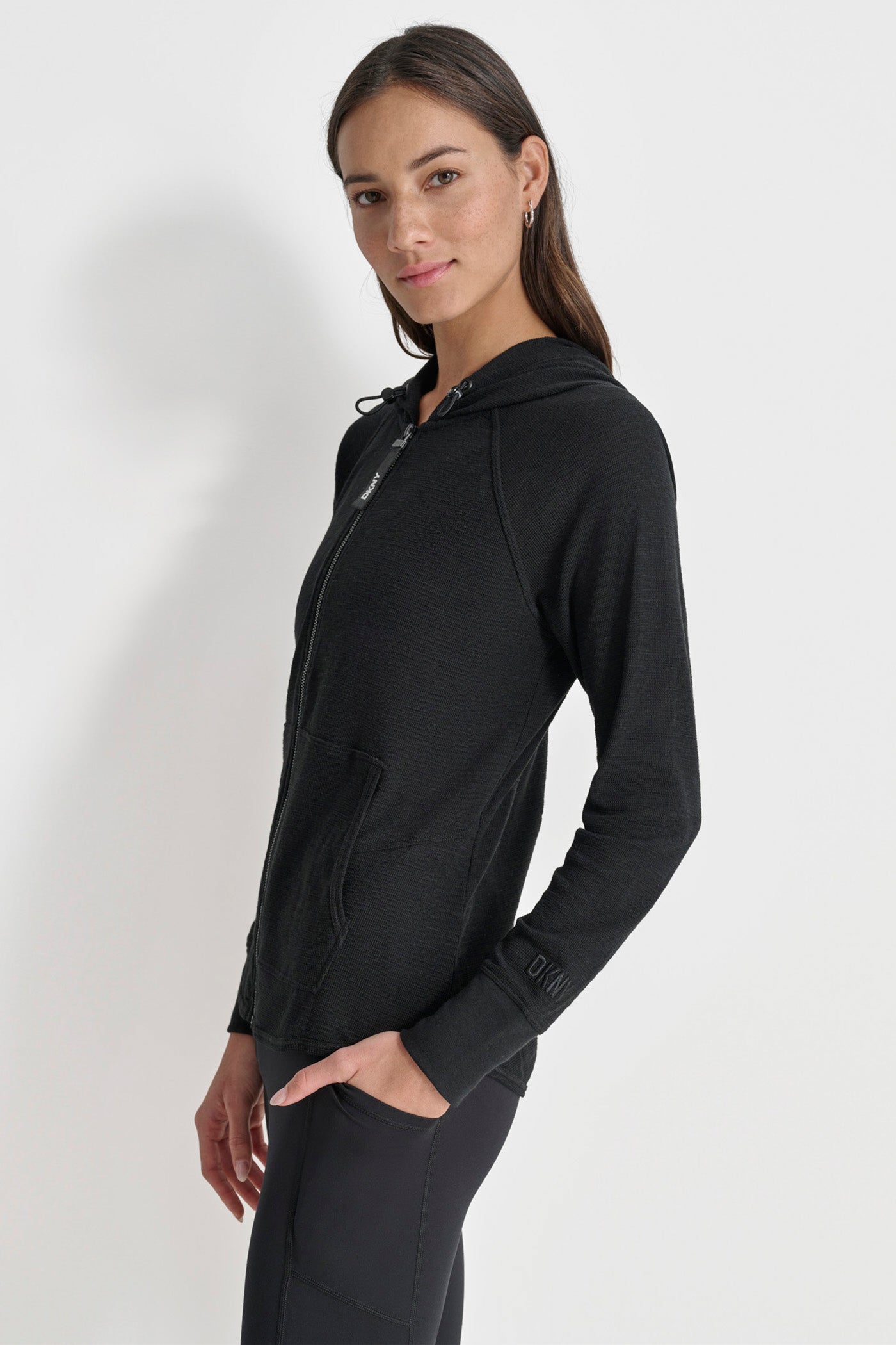 dknydp14924 7 dp4j9404 blk s 1 dknydp14924 7 dp4j9404 blk s 1
