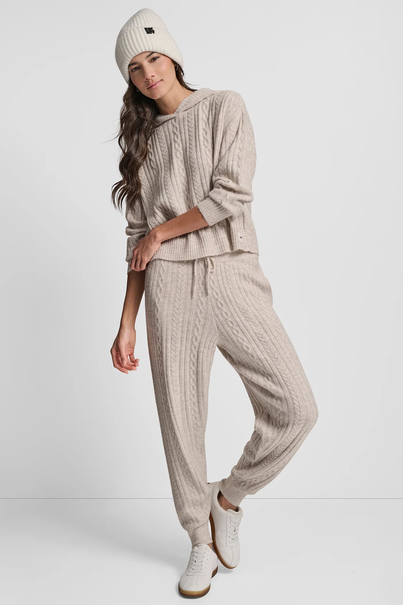dknydp15025 34a dp4r6009 9c6 retail a9ac7a0e e373 4499 a9f5 10860716c346 dknydp15025 34a dp4r6009 9c6 retail a9ac7a0e e373 4499 a9f5 10860716c346