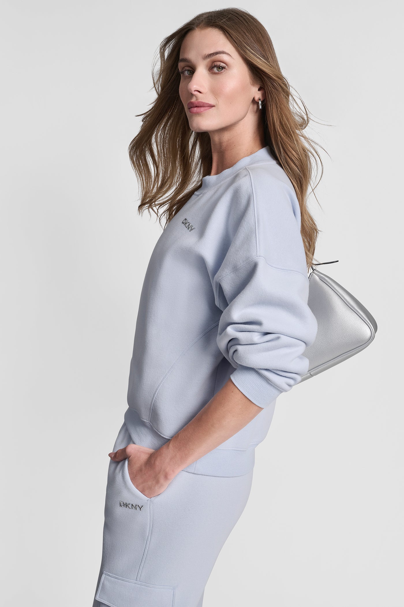 dknydp20525 31r dp6t1556 a4i retaila 1 dknydp20525 31r dp6t1556 a4i retaila 1