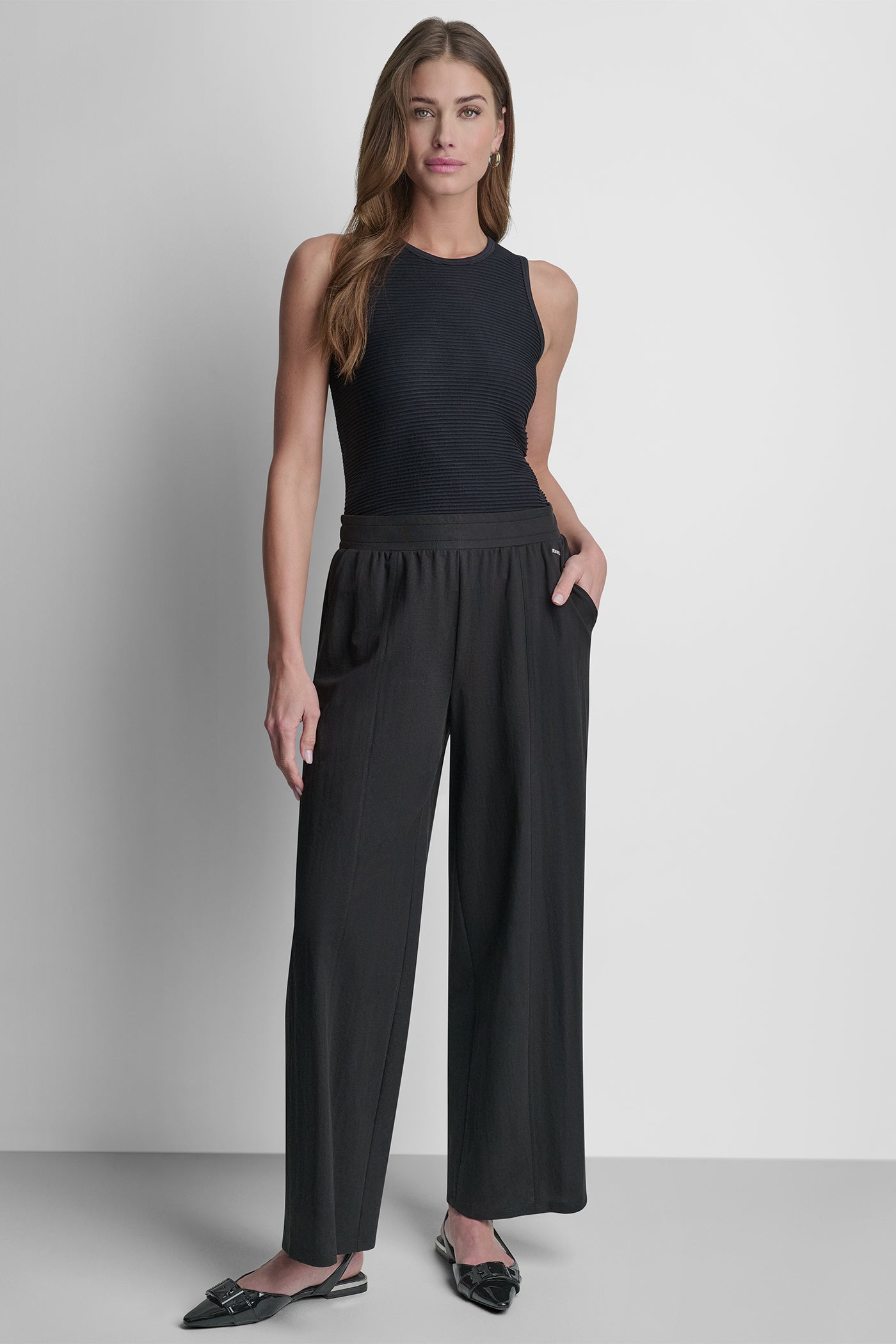 dknydw02326 6 p6bf1eqe blk alt1 dknydw02326 6 p6bf1eqe blk alt1