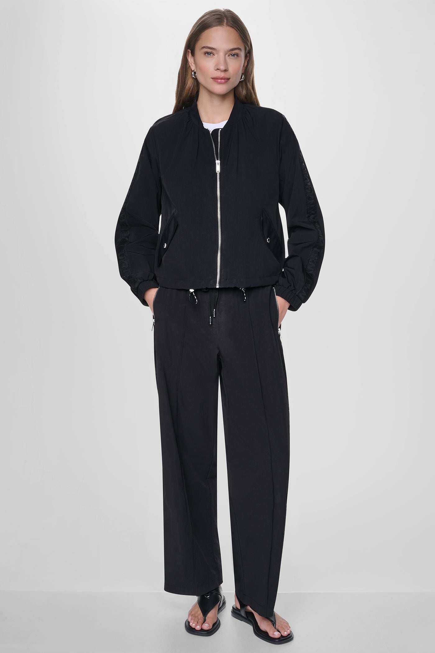 dknydw07126 25 p6dc1fa9 blk alt2 abac033a f2fc 41ca 969d c0630131003c dknydw07126 25 p6dc1fa9 blk alt2 abac033a f2fc 41ca 969d c0630131003c