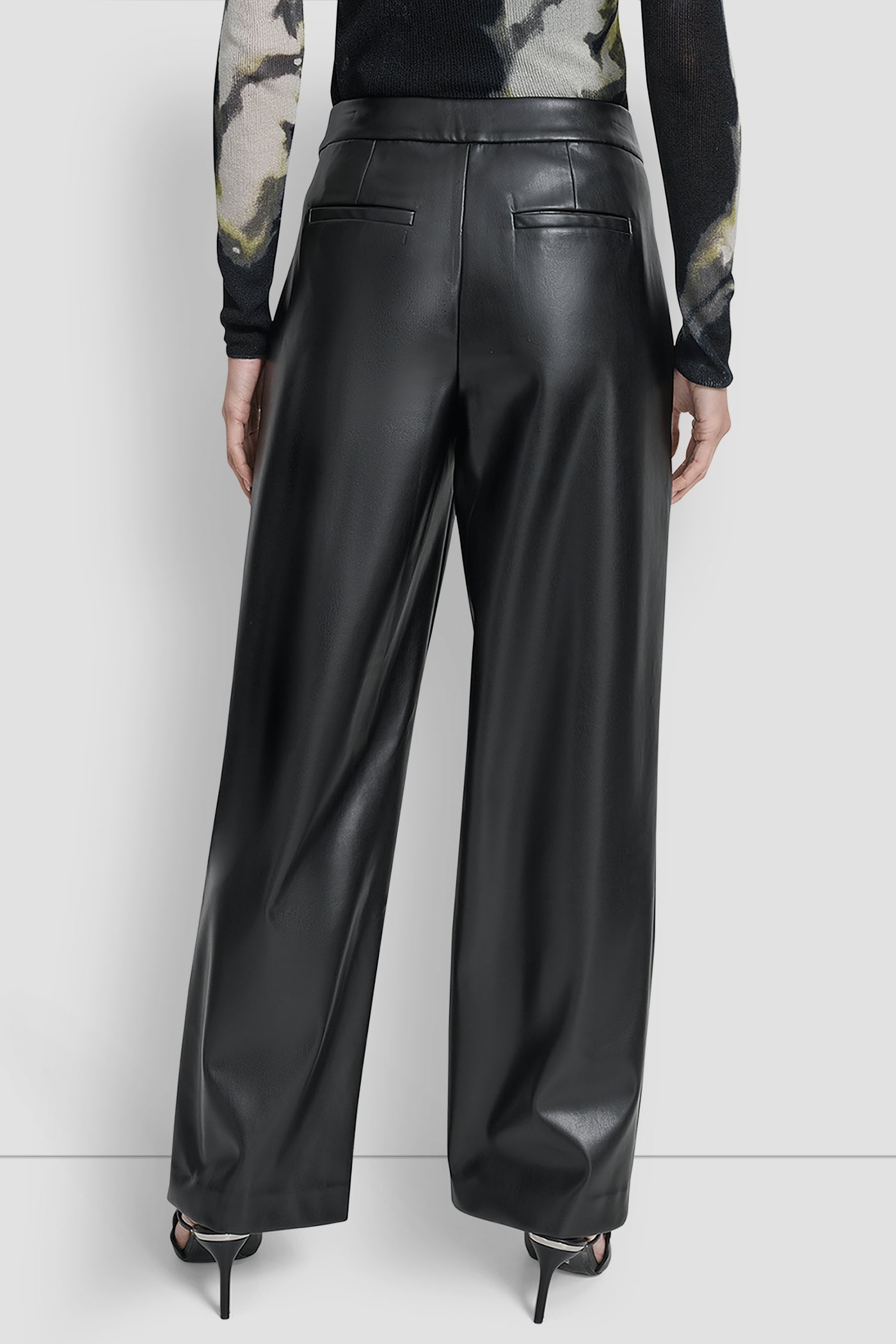 dknydw13125 2 p5hp4312 blk b 1 dknydw13125 2 p5hp4312 blk b 1
