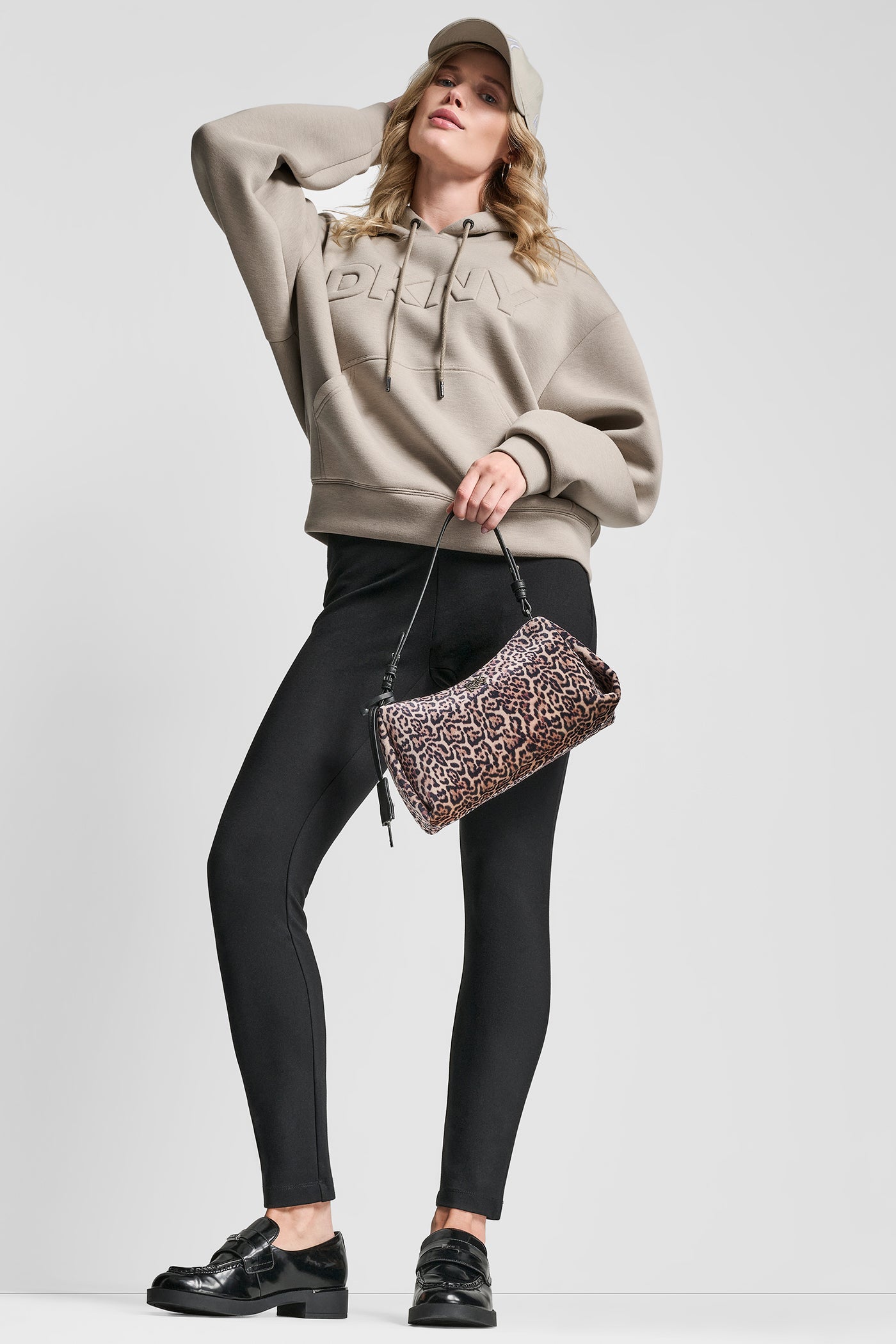 dknydw17225 44a p5jhrdqf qqa retaila 1 dknydw17225 44a p5jhrdqf qqa retaila 1