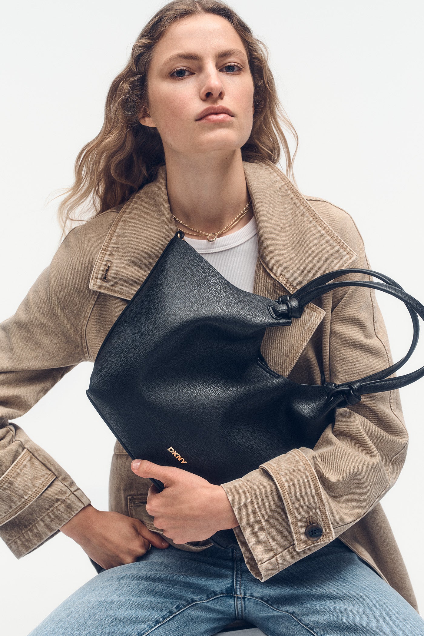 dkny sp26 bag 02 1400x2100 b89e0a31 2a52 4941 91f4 f01f0596a804 dkny sp26 bag 02 1400x2100 b89e0a31 2a52 4941 91f4 f01f0596a804