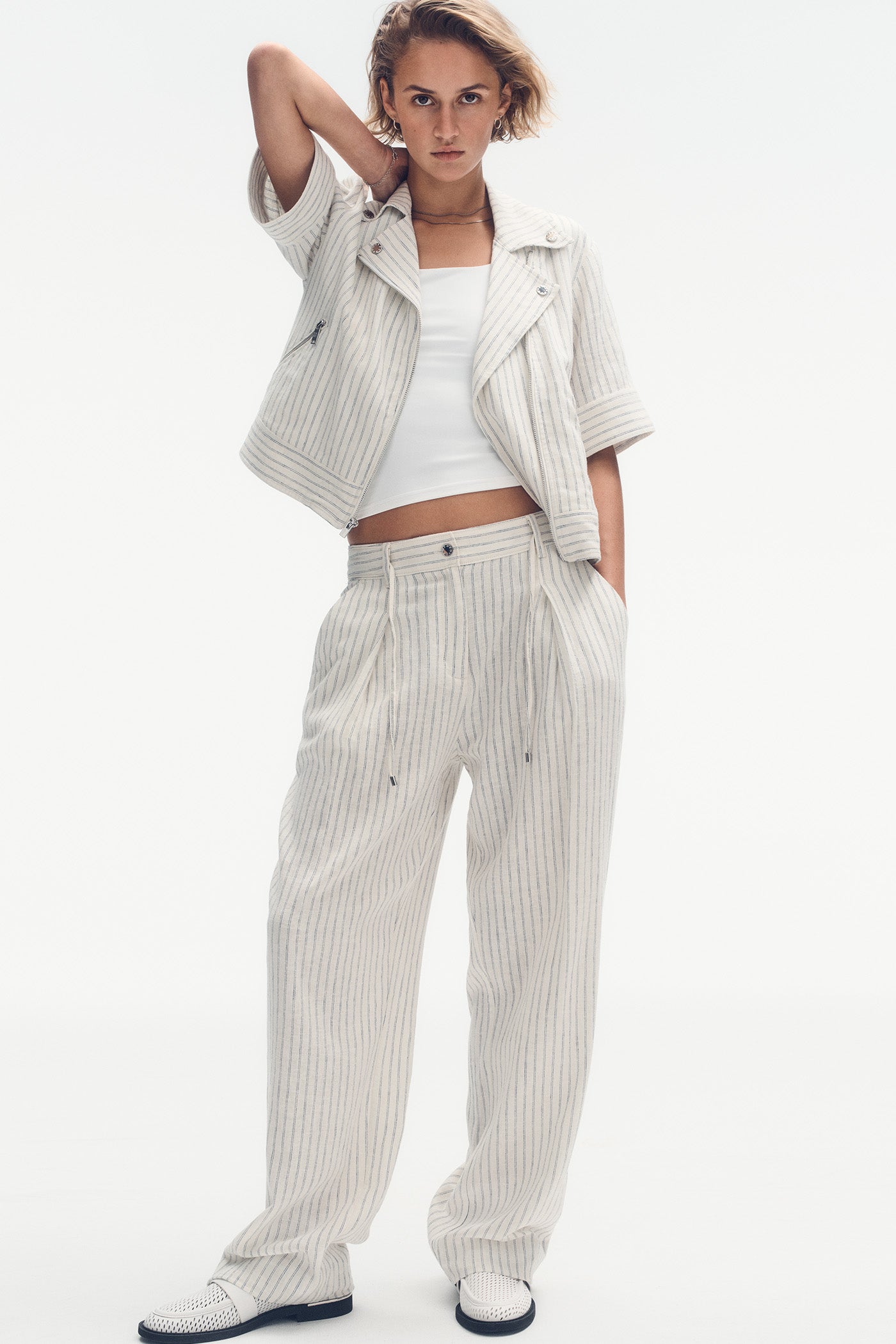 dkny sp26 sportswear 08 1400x2100 43c197bf 0a94 42ad a9f8 ed8664bb1597 dkny sp26 sportswear 08 1400x2100 43c197bf 0a94 42ad a9f8 ed8664bb1597