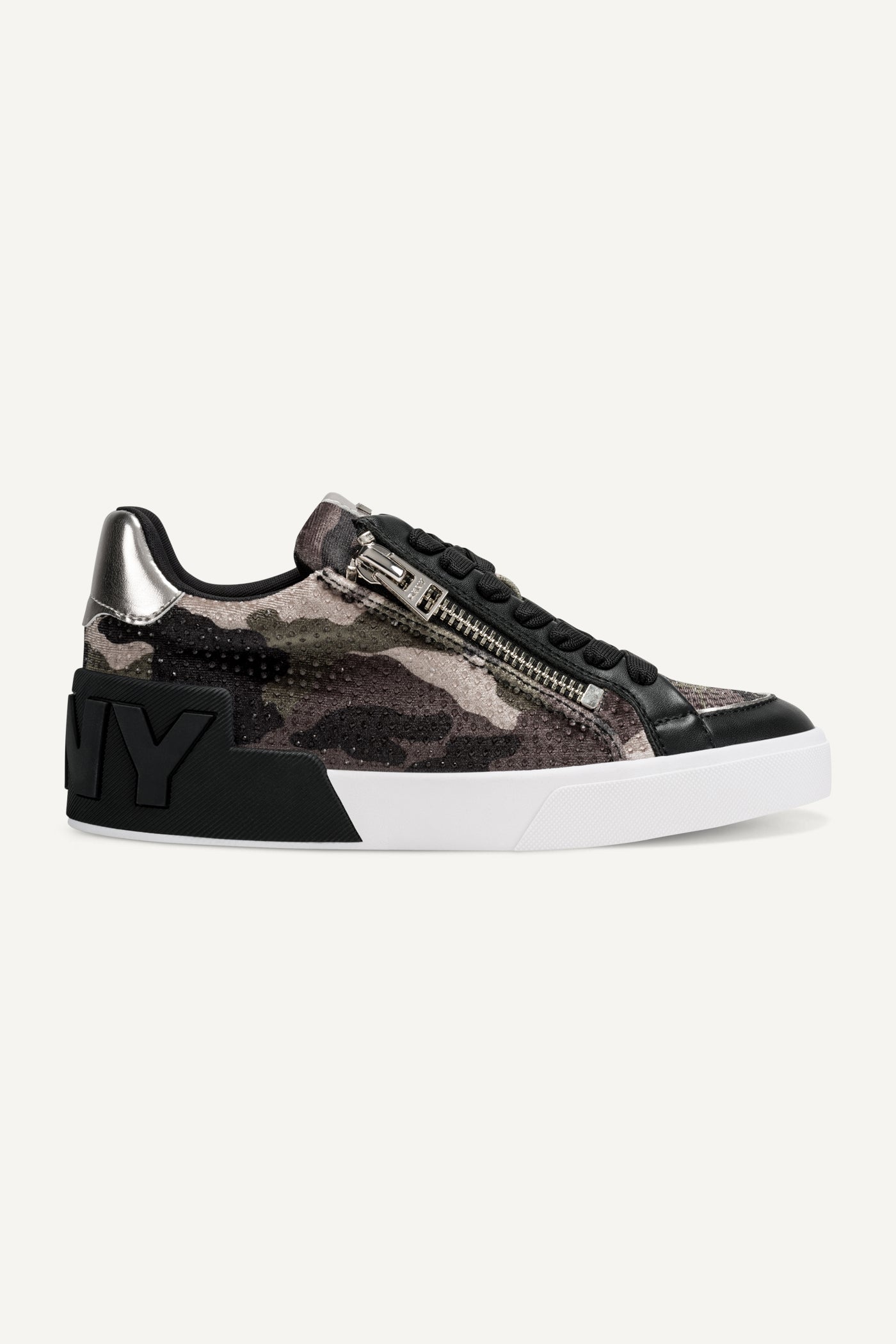 mei laceupsneake k1600433 grnmltblack sideview mei laceupsneake k1600433 grnmltblack sideview