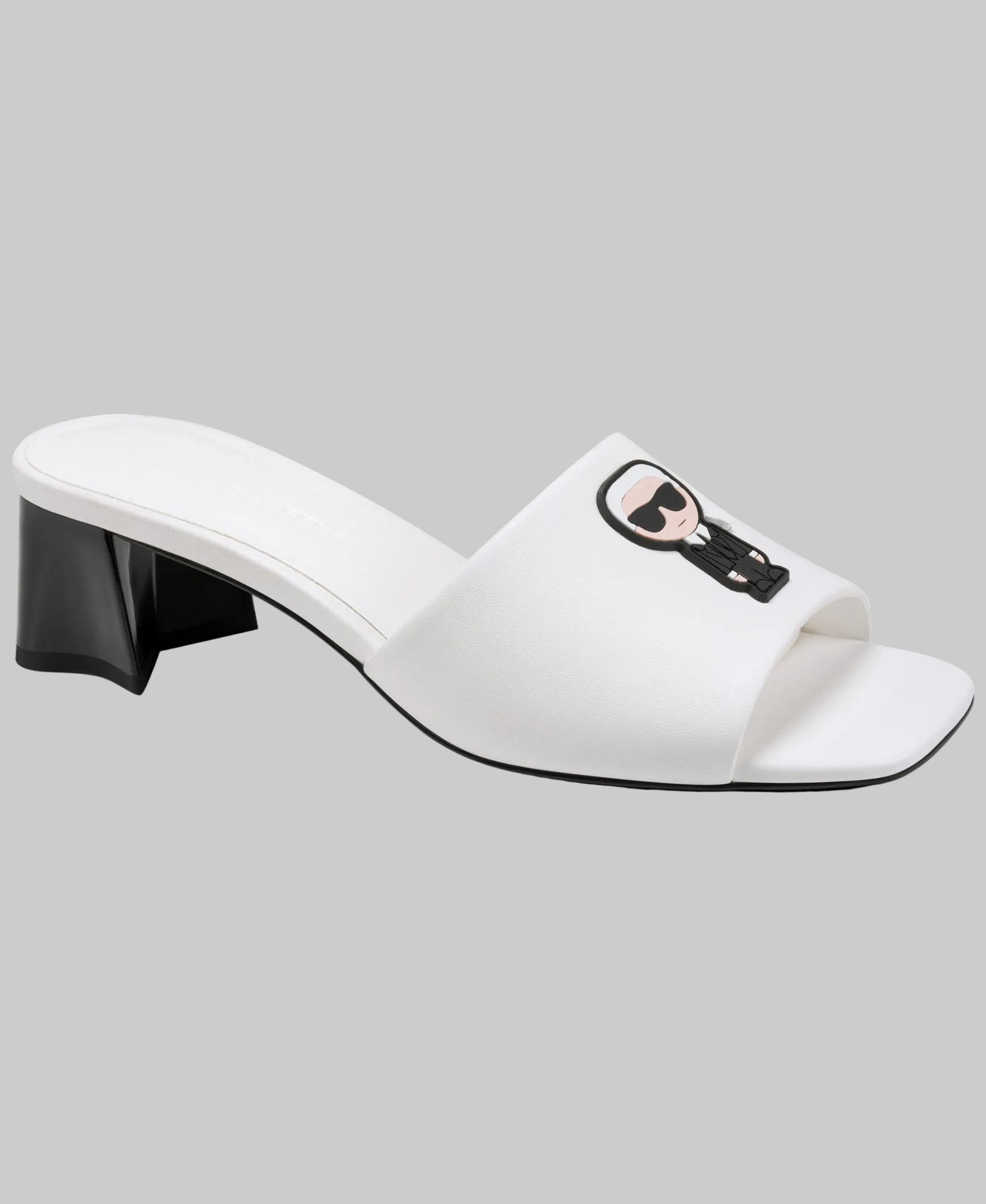 sandreeasport mid kl264843 brtwhite 3 4profileview sandreeasport mid kl264843 brtwhite 3 4profileview