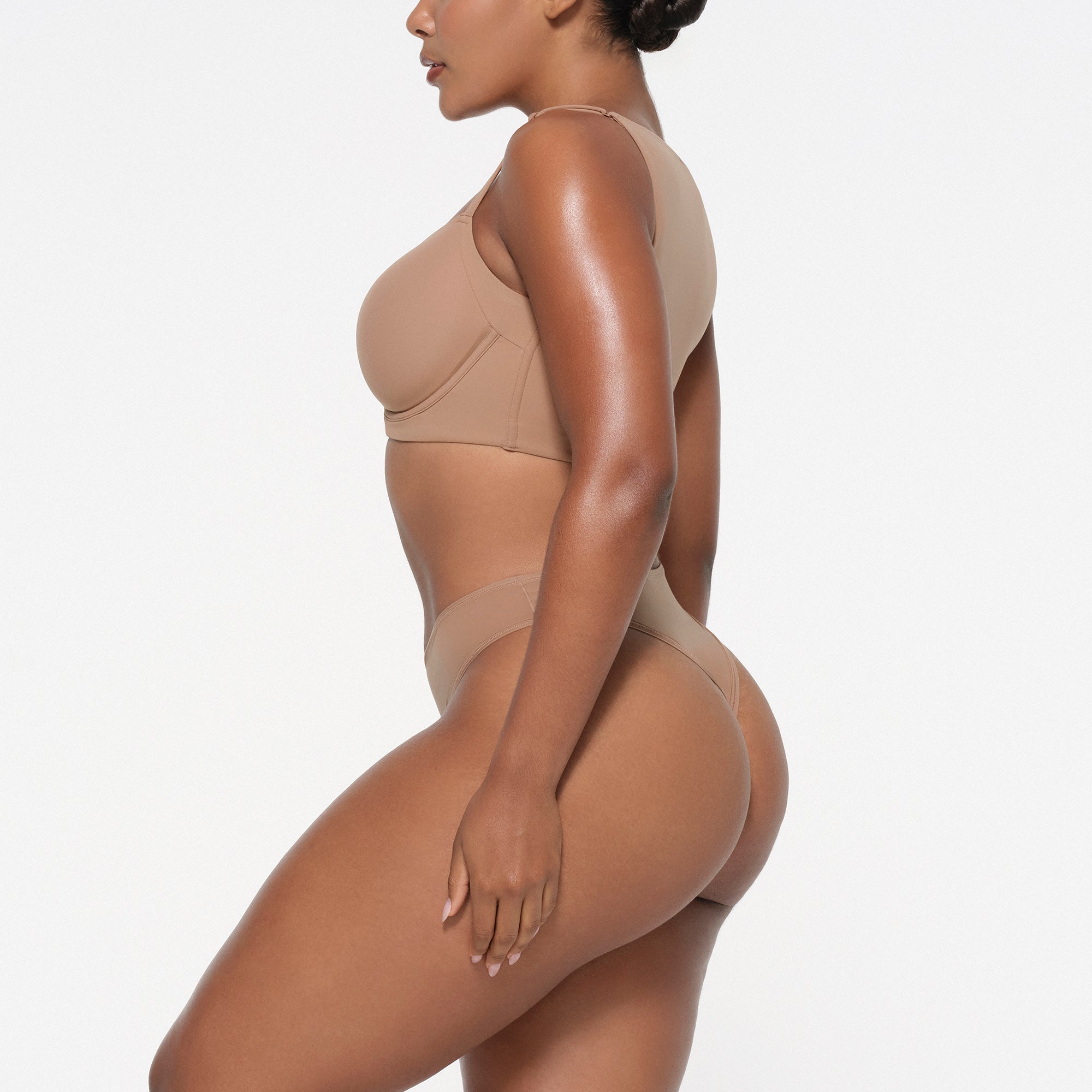fits everybody back smoothing full coverage bra fits everybody back smoothing full coverage bra