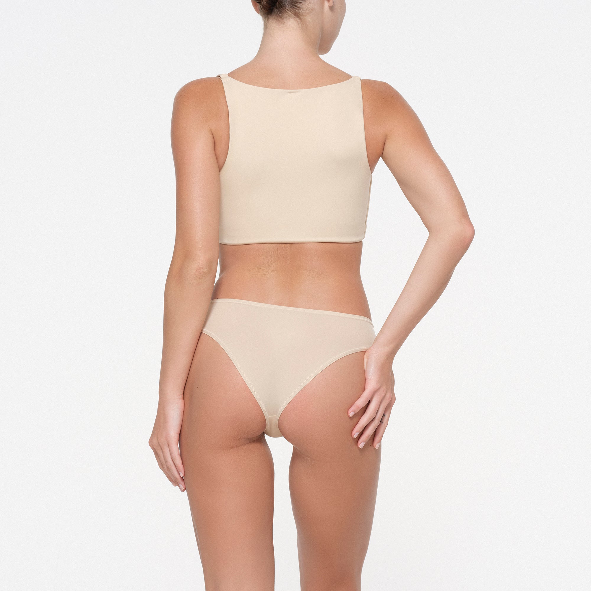 fits everybody back smoothing full coverage bra fits everybody back smoothing full coverage bra