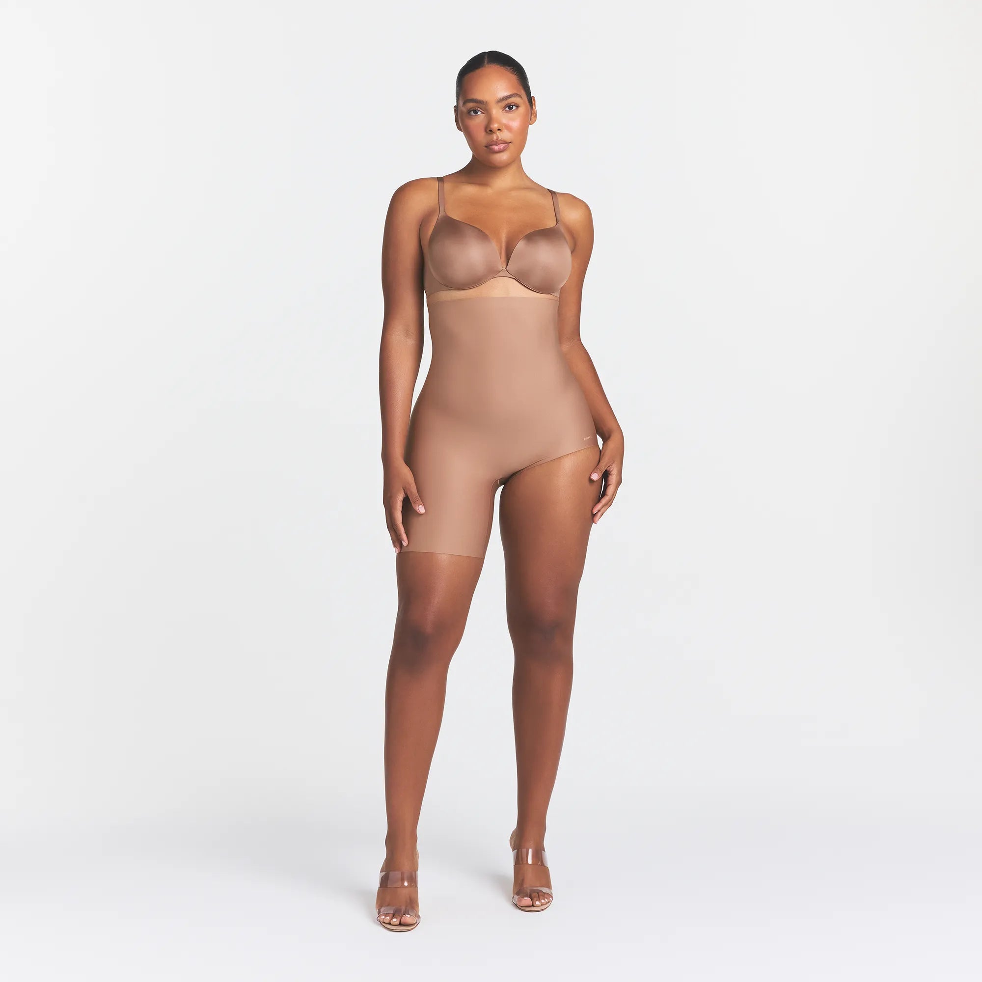 skims body left leg solution short skims body left leg solution short
