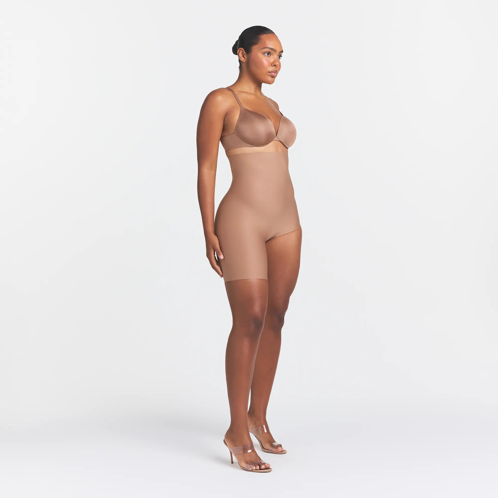 skims body left leg solution short skims body left leg solution short
