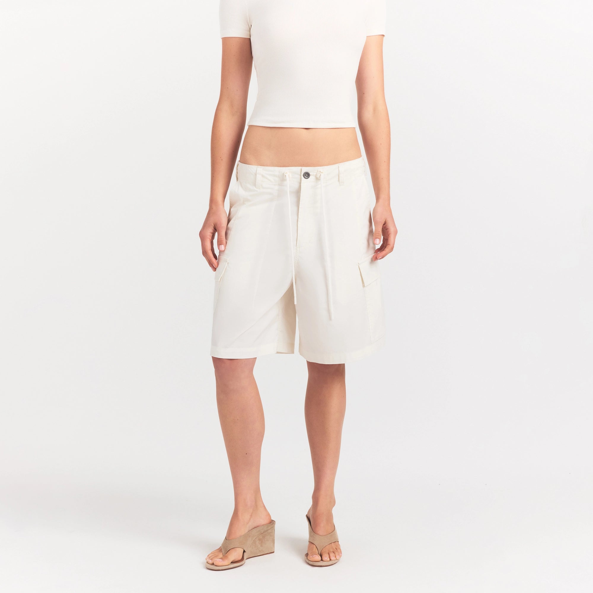 woven cotton oversized cargo short woven cotton oversized cargo short
