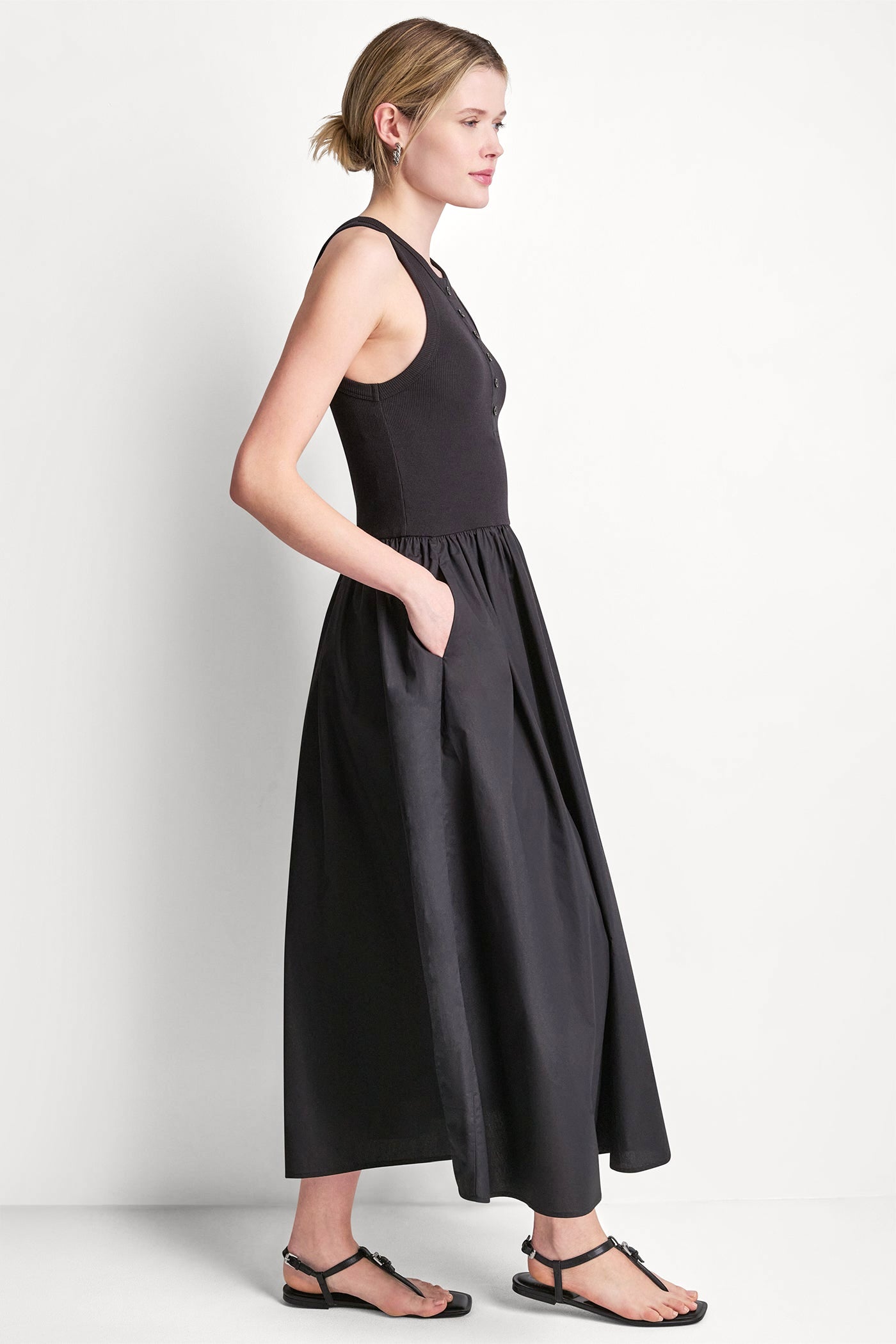 dknydj06326 3 dj6d9233 blk s 81c086ba 4269 4695 9eb5 df2388aeb468 dknydj06326 3 dj6d9233 blk s 81c086ba 4269 4695 9eb5 df2388aeb468