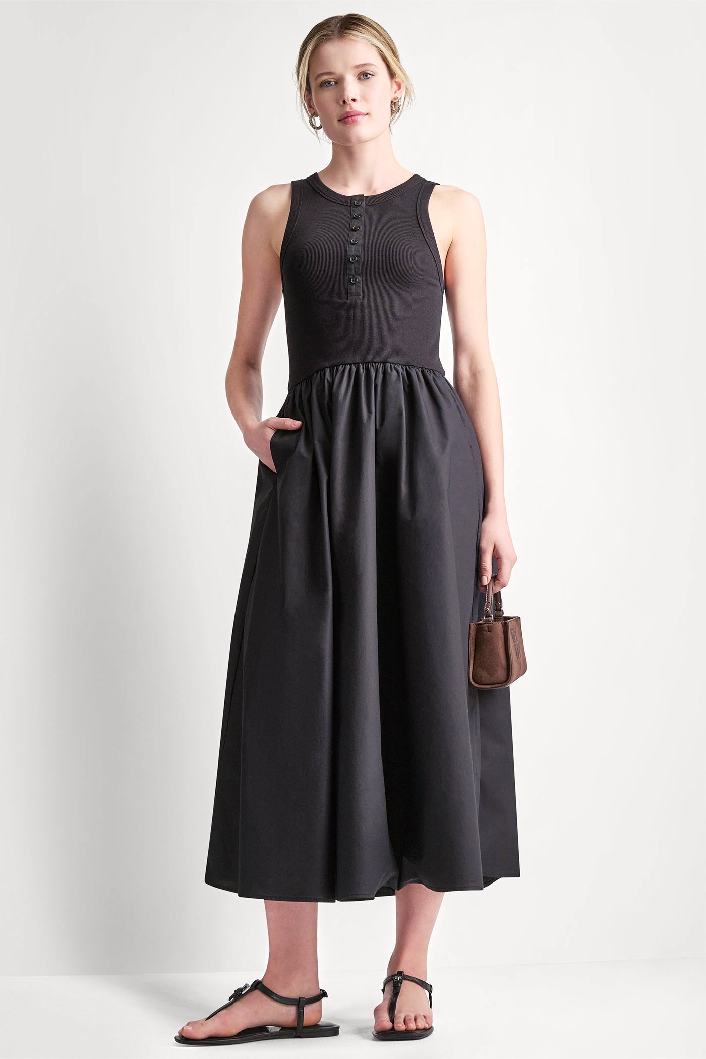 dknydj06326 3a dj6d9233 blk retaila 76a58d3e 860f 4bee a2a6 96b7beac6c02 dknydj06326 3a dj6d9233 blk retaila 76a58d3e 860f 4bee a2a6 96b7beac6c02