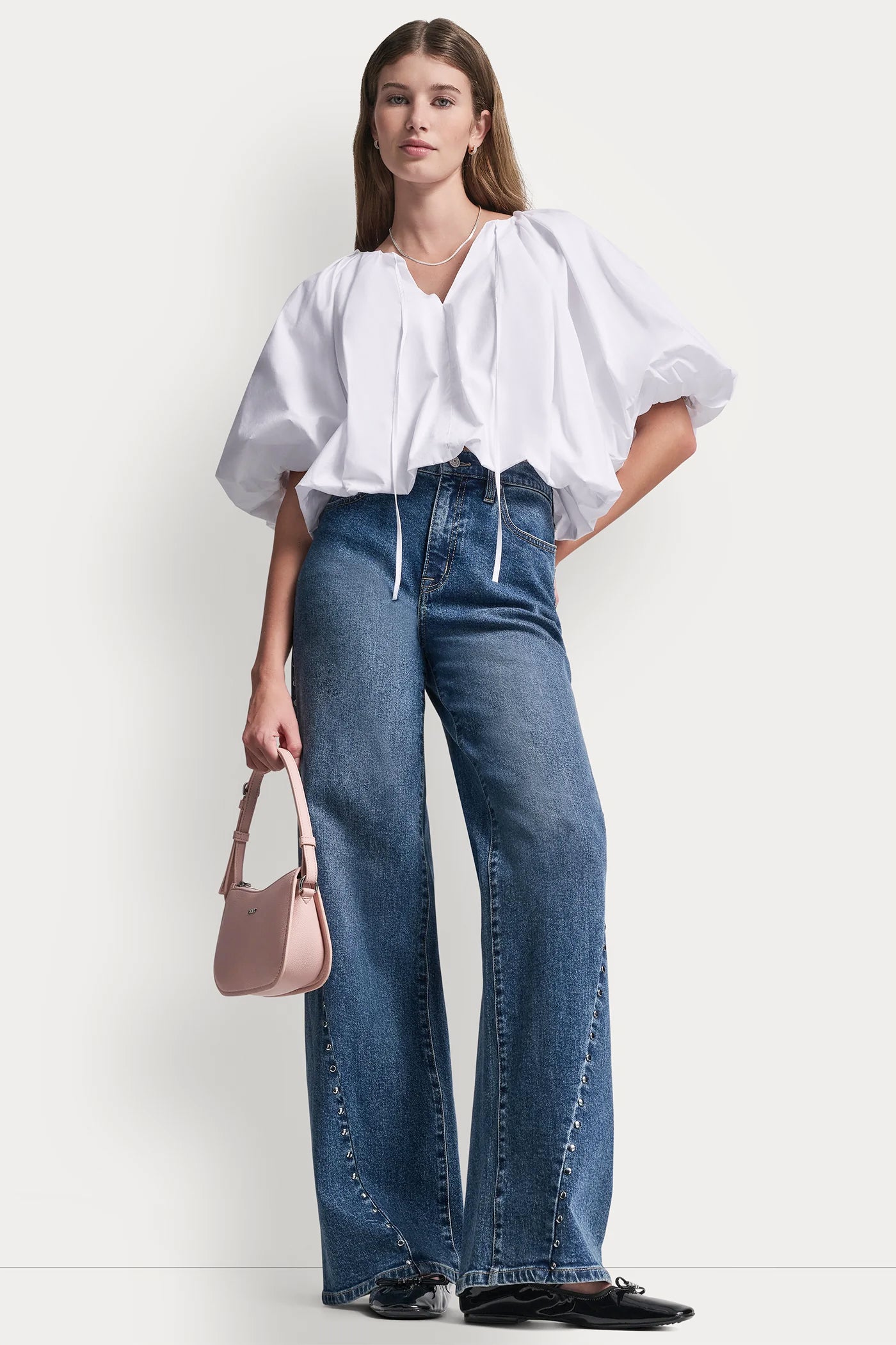 dknydj23125 47a dj6w2228 wht retail fe507e62 2d28 46b5 8cd2 a64d17506506 dknydj23125 47a dj6w2228 wht retail fe507e62 2d28 46b5 8cd2 a64d17506506