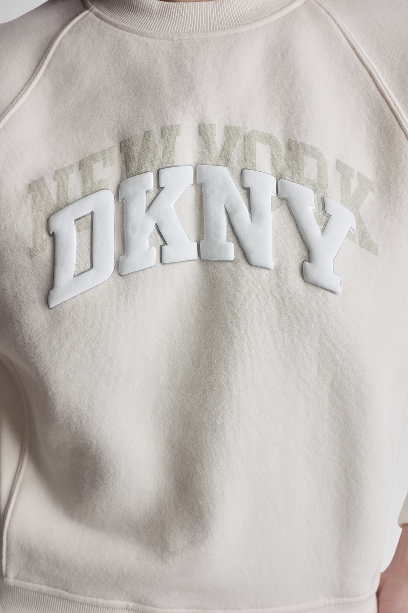 dknydp02126 22 dp6t1755 en2 alt3 dknydp02126 22 dp6t1755 en2 alt3
