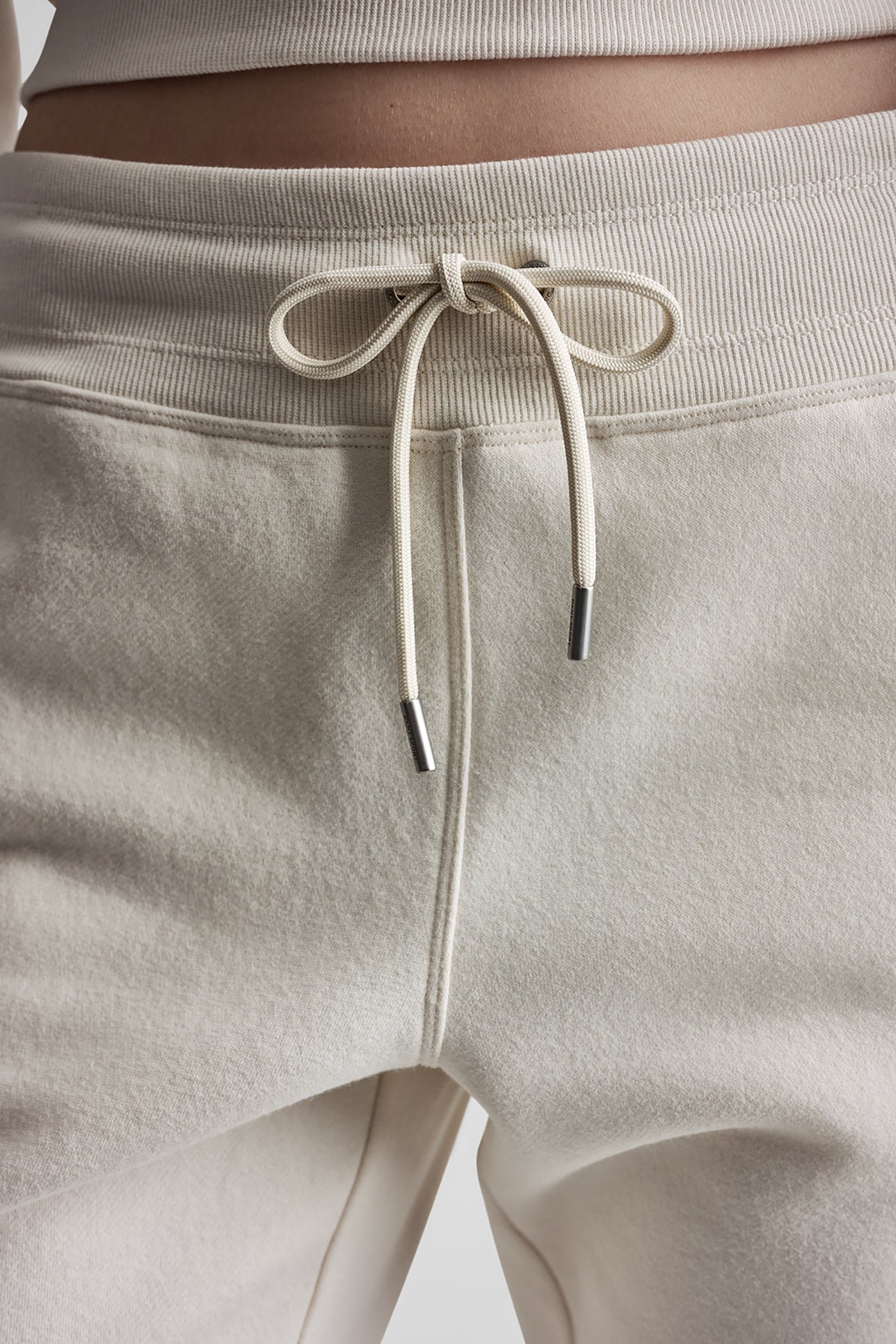 dknydp02126 23 dp6p3896 en2 alt2 dknydp02126 23 dp6p3896 en2 alt2