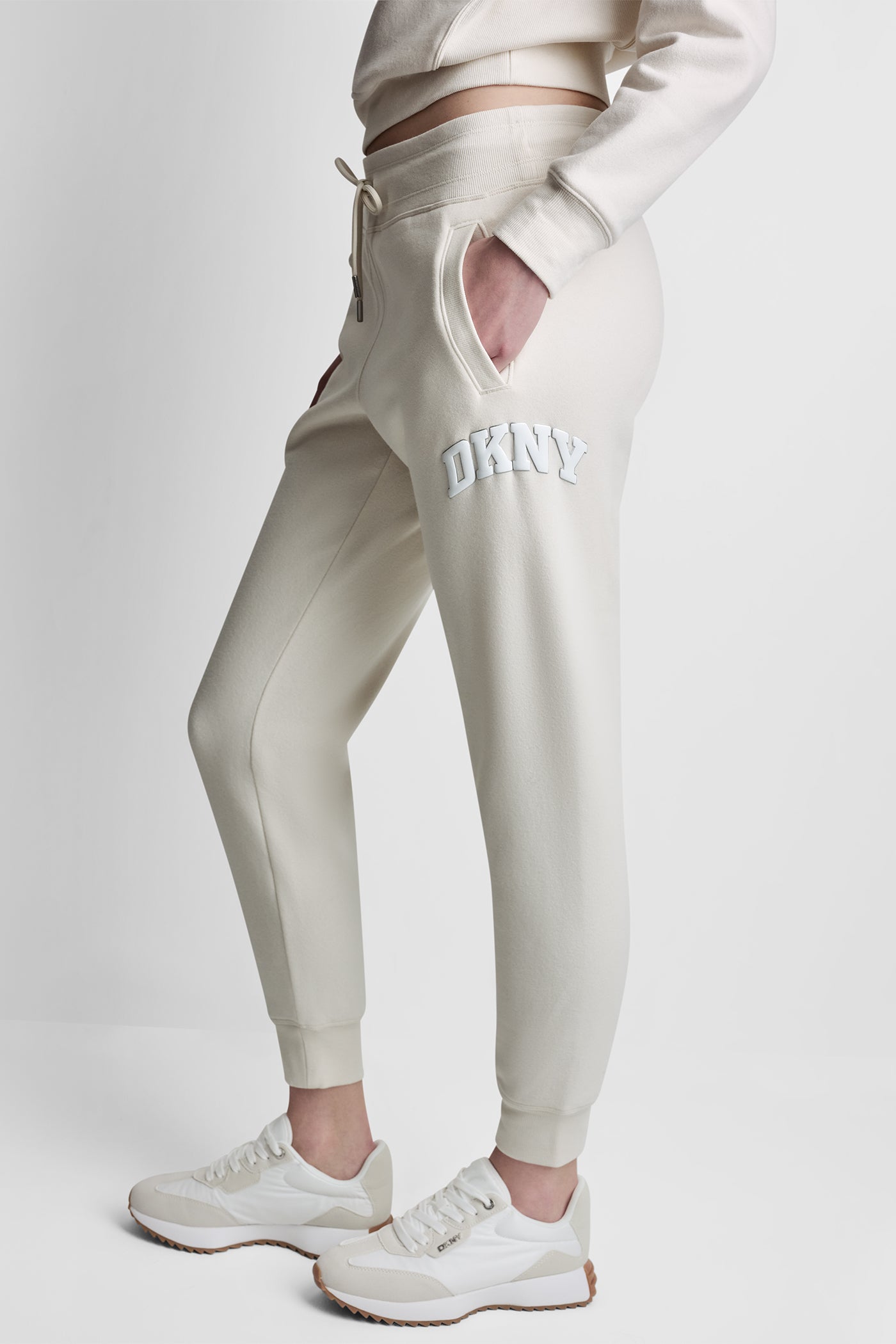 dknydp02126 23 dp6p3896 en2 s dknydp02126 23 dp6p3896 en2 s