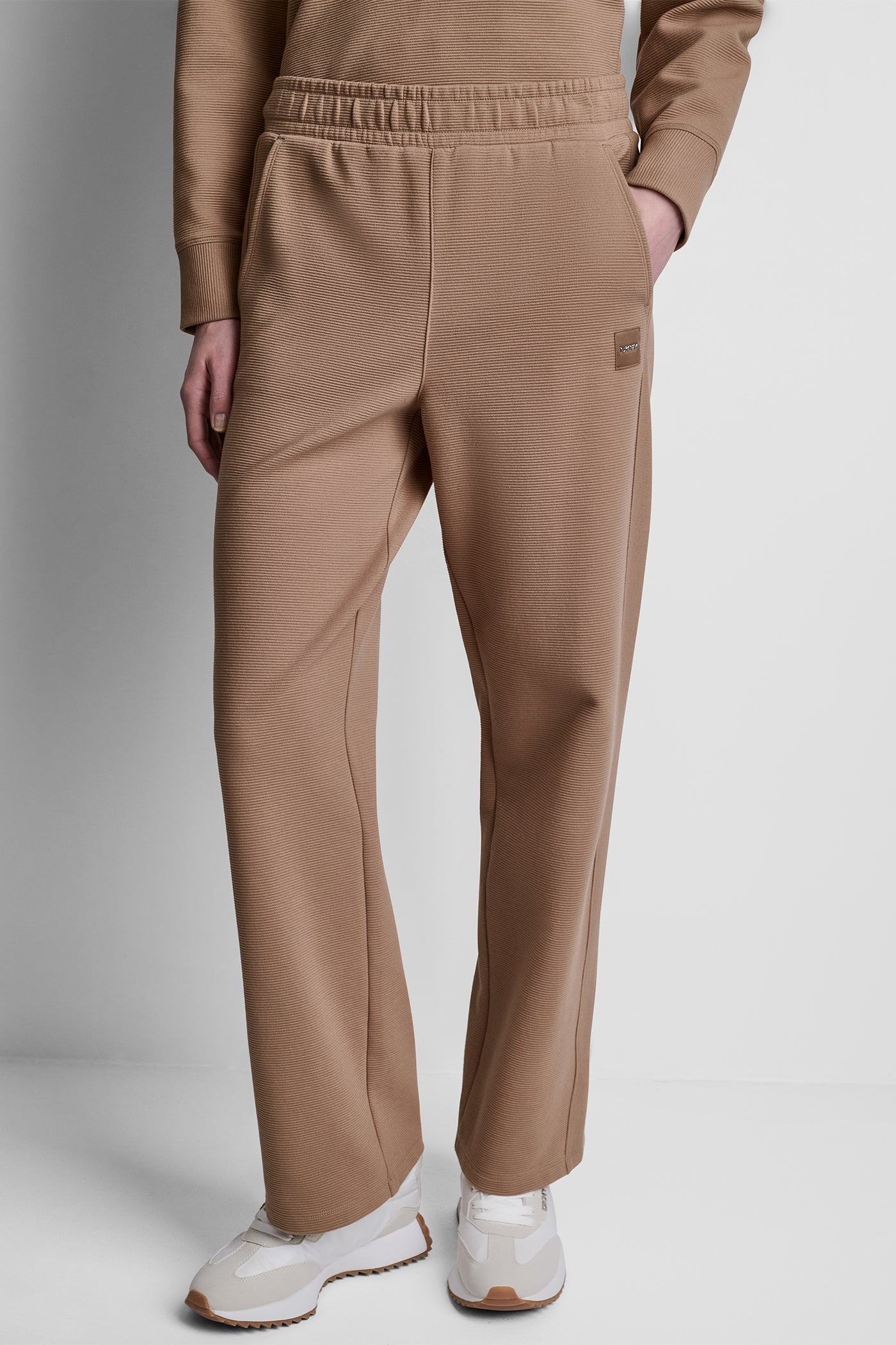 dknydp02526 12 dp6p3875 d53 f dknydp02526 12 dp6p3875 d53 f