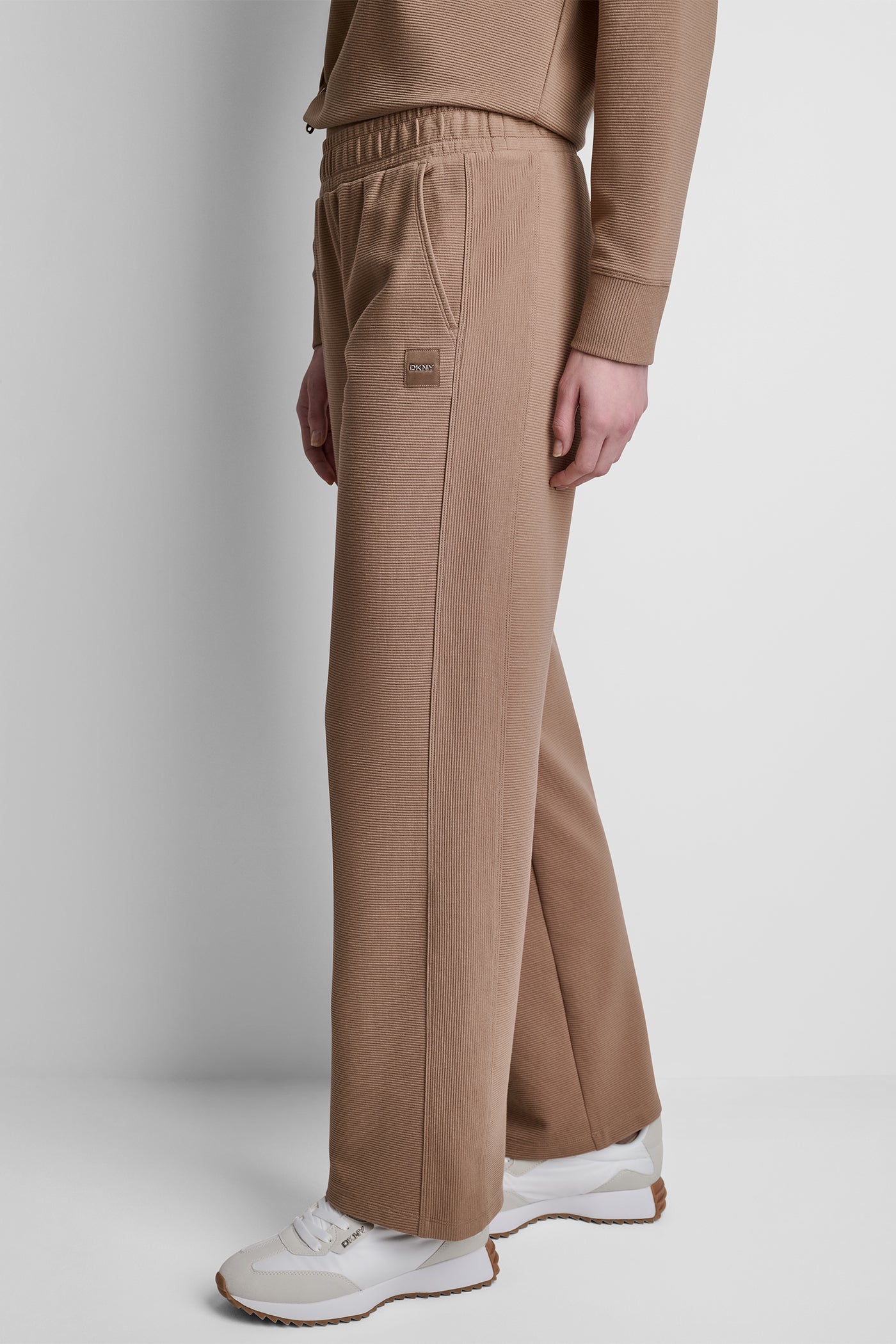 dknydp02526 12 dp6p3875 d53 s dknydp02526 12 dp6p3875 d53 s