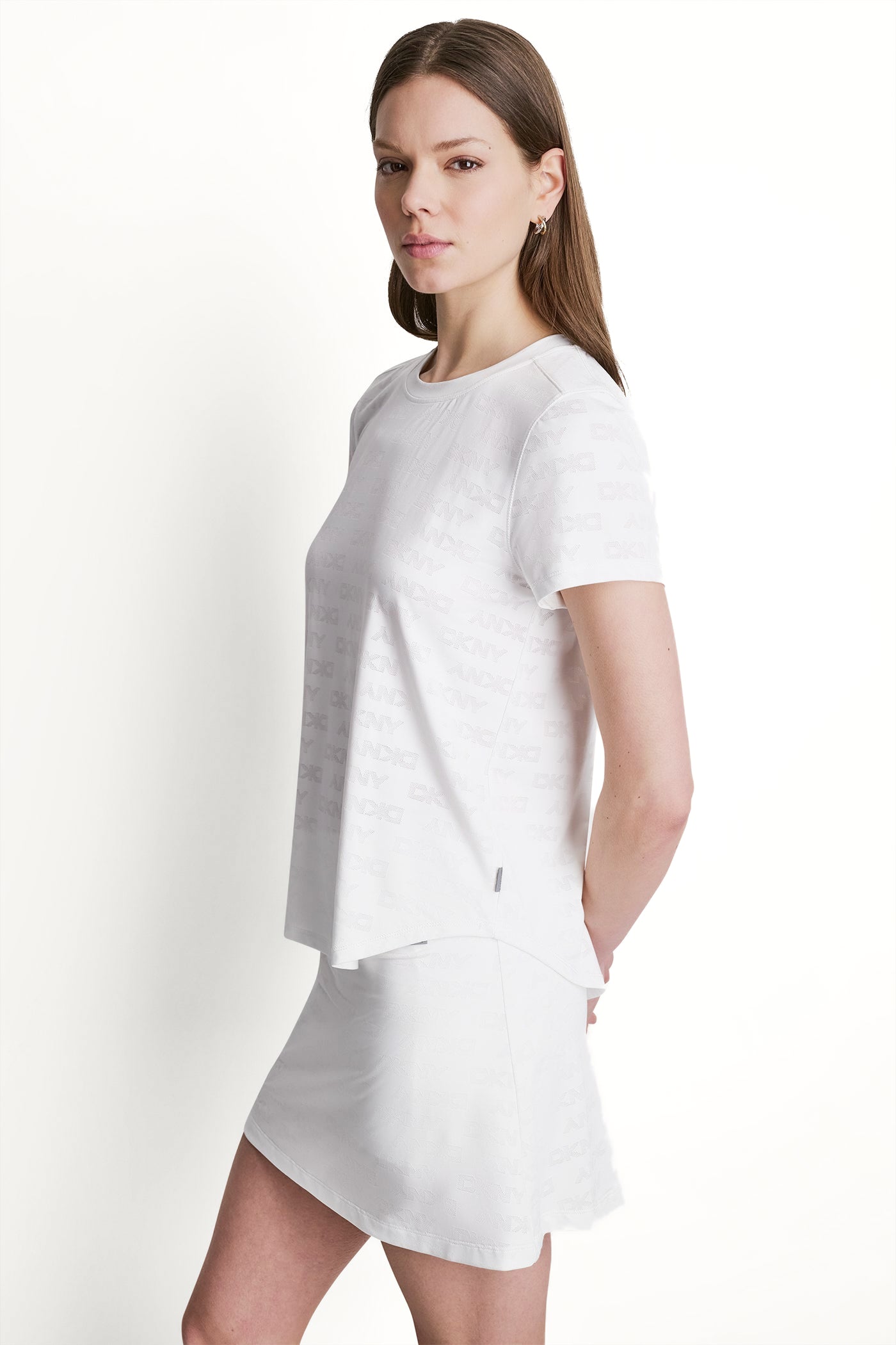 dknydp02526 16 dp6t1698 wht s a5c1ac97 980a 41fd 90eb 59f52d5f9868 dknydp02526 16 dp6t1698 wht s a5c1ac97 980a 41fd 90eb 59f52d5f9868