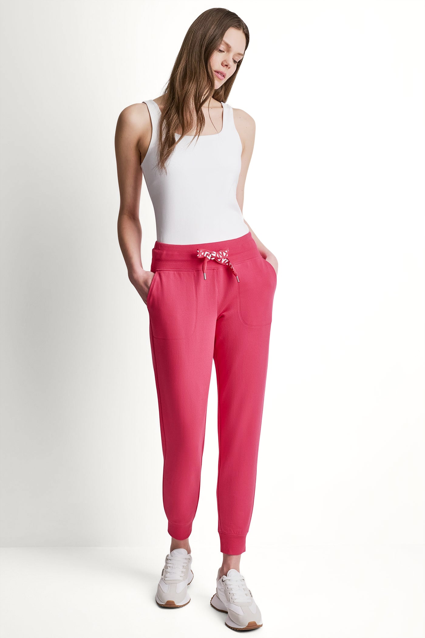dknydp02526 22 dp6p3496 pun alt1 68dd571b 7bb2 4e77 82d3 cb4ecd7f5ee0 dknydp02526 22 dp6p3496 pun alt1 68dd571b 7bb2 4e77 82d3 cb4ecd7f5ee0