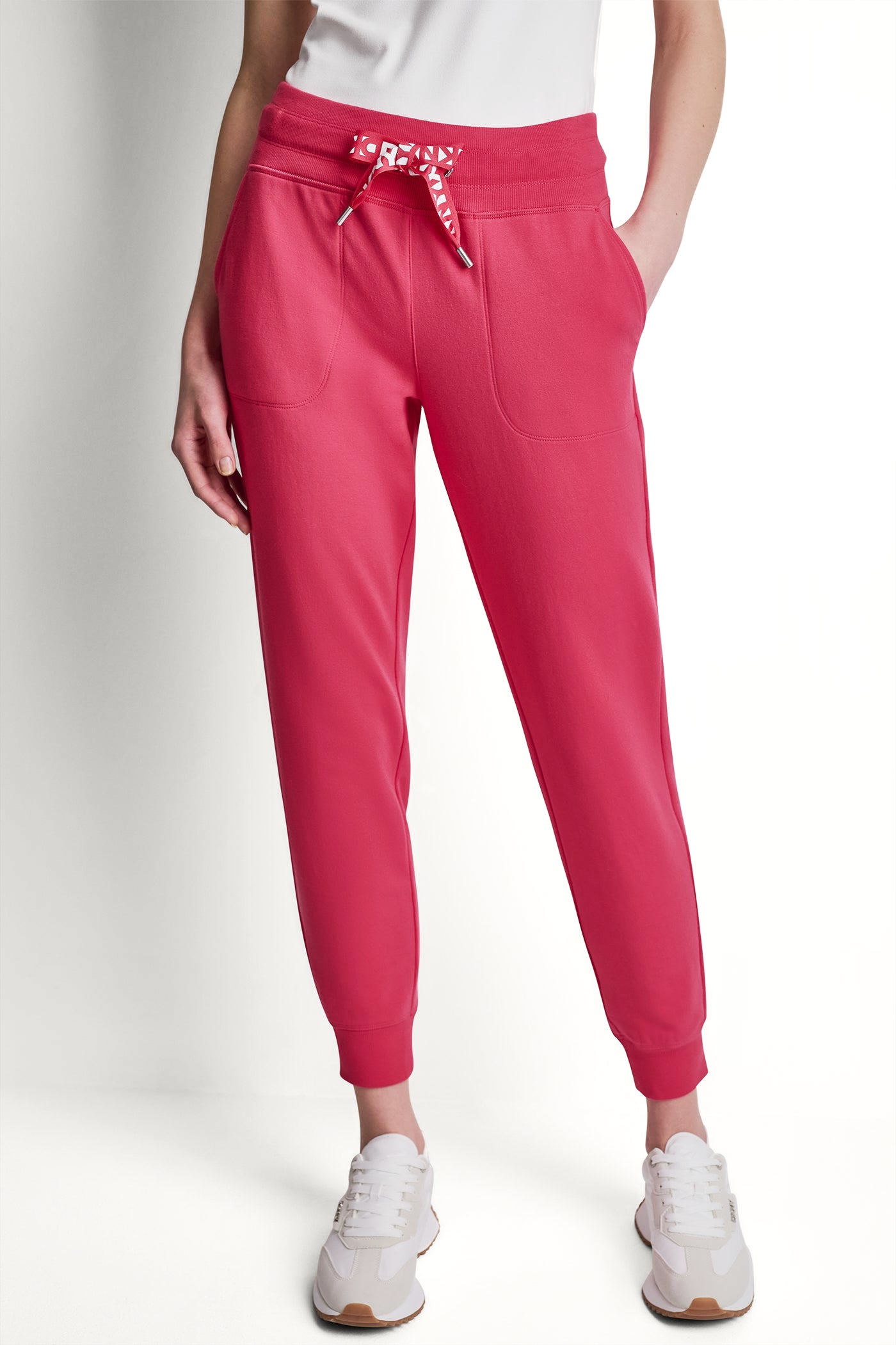 dknydp02526 22 dp6p3496 pun f 18077e3f 86a5 4b48 a159 52fdff3fc369 dknydp02526 22 dp6p3496 pun f 18077e3f 86a5 4b48 a159 52fdff3fc369