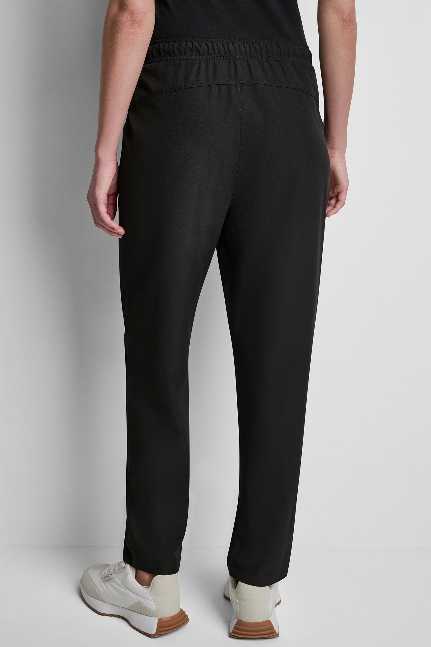 dknydp04926 29 dp6p3881 blk b dknydp04926 29 dp6p3881 blk b
